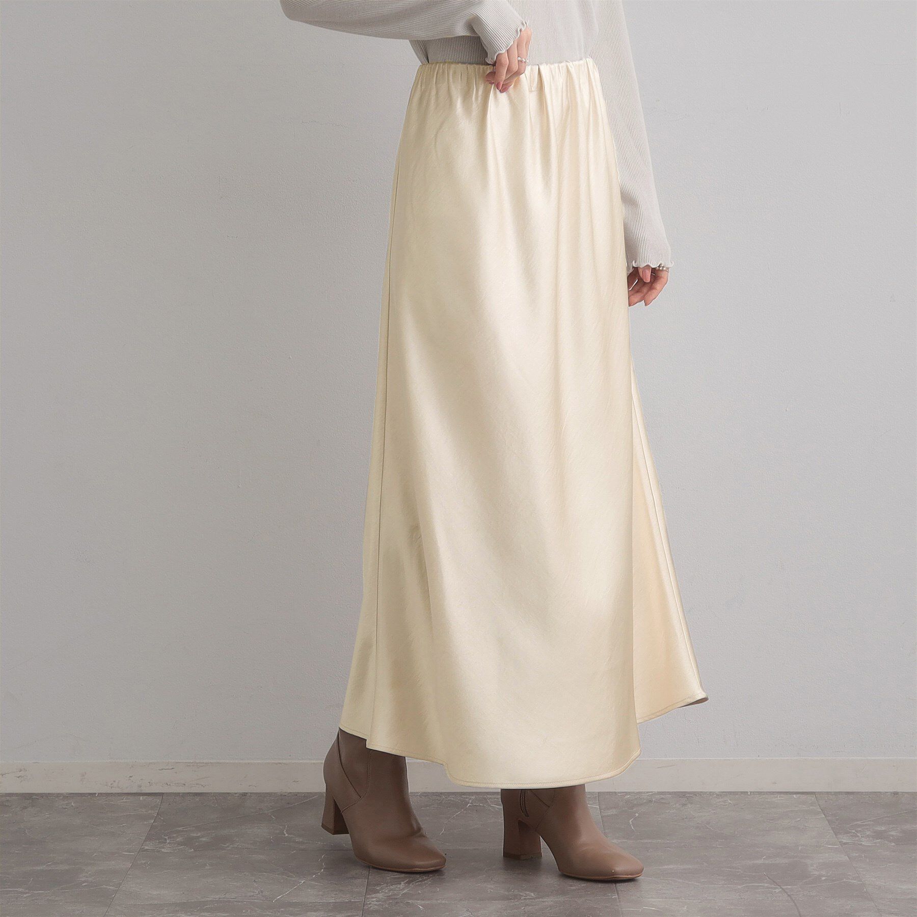 Couture broach「シルキーヘビーサテンスカート」|スカート|