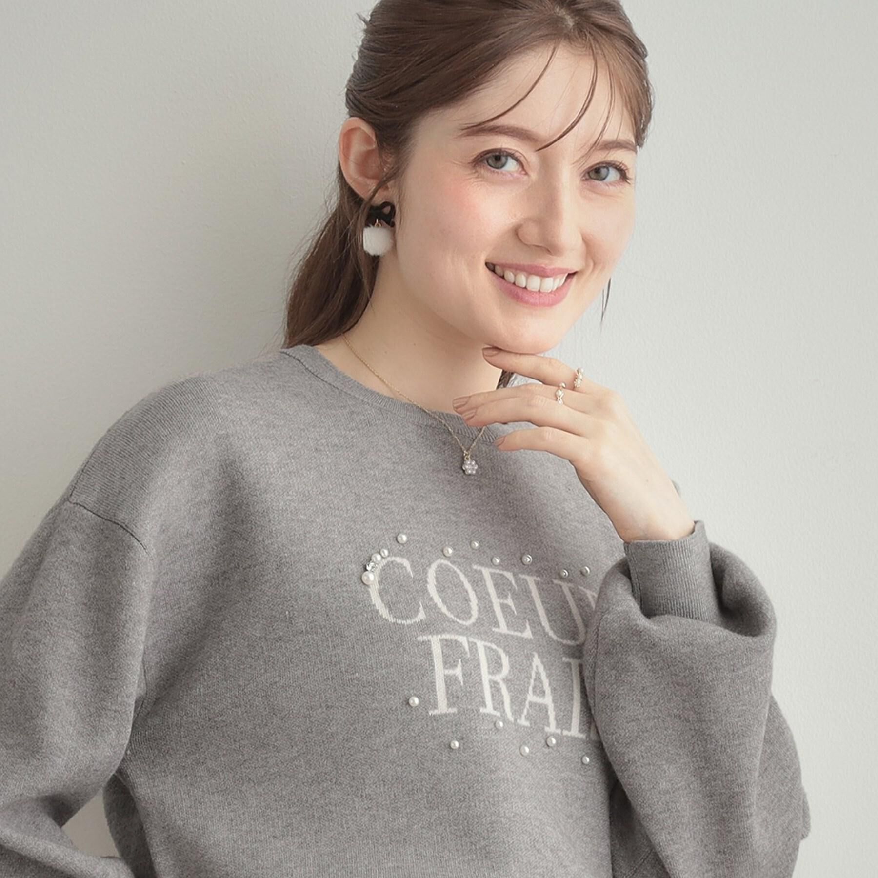 Couture broach「【パール調・ビジューデザイン】華やかロゴニット」|ニット・セーター|グレー(012)