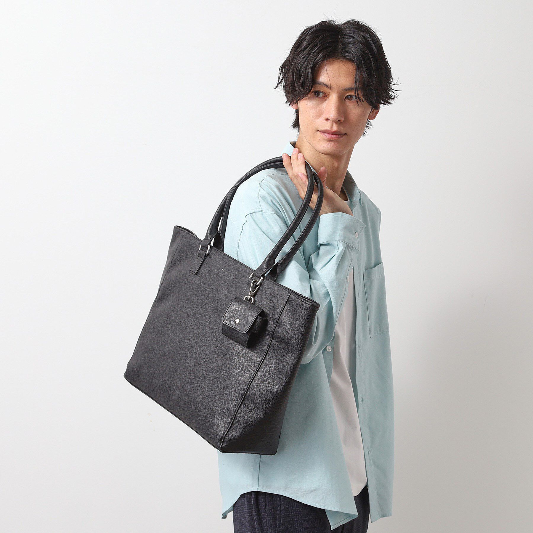 THE SHOP TK「【A4サイズ／ビジネスでも使える】合皮トートバッグ イヤホンケース付き」|トートバッグ|