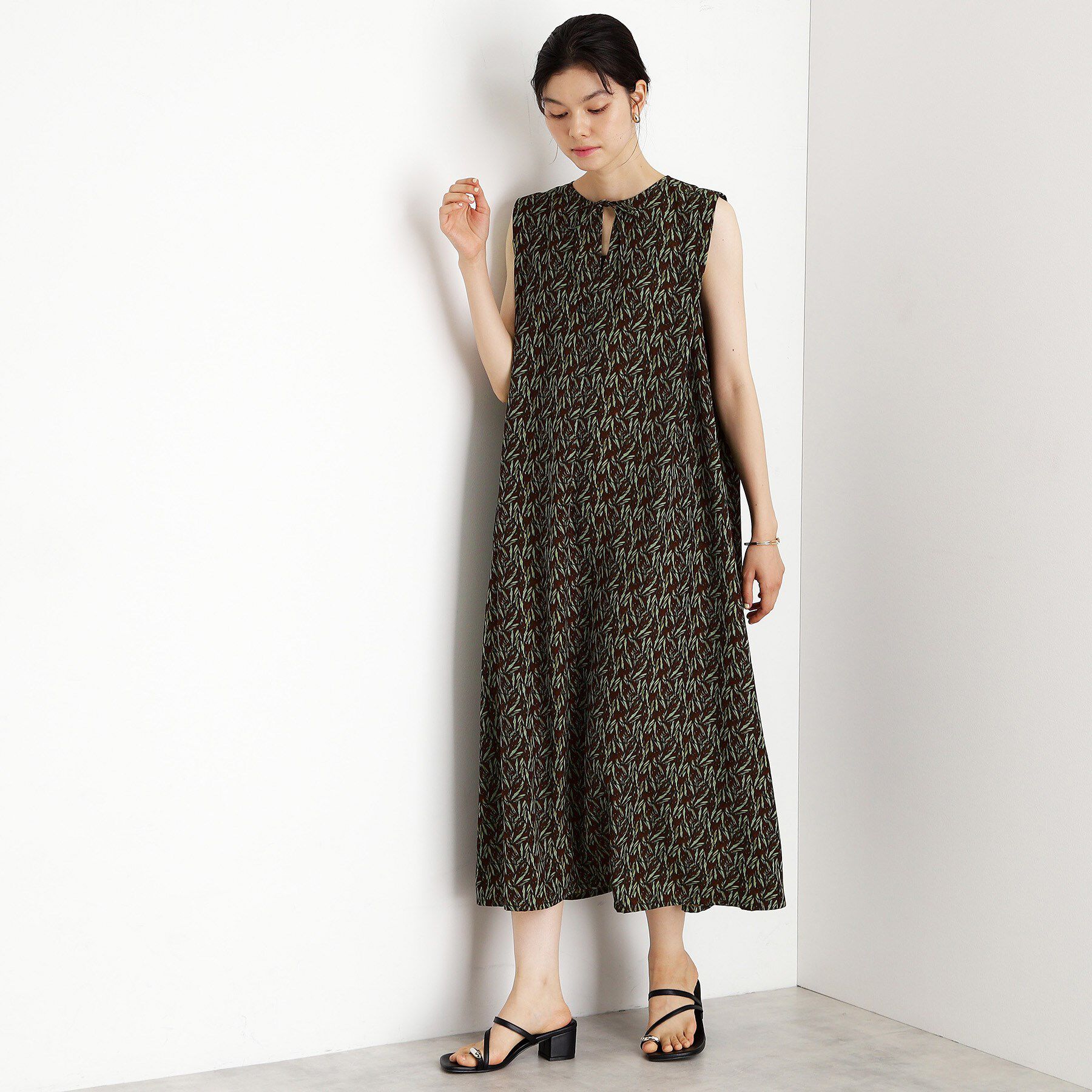 THE SHOP TK「ショルダータックワンピース【洗える】」|ワンピース|ブラウン(143)