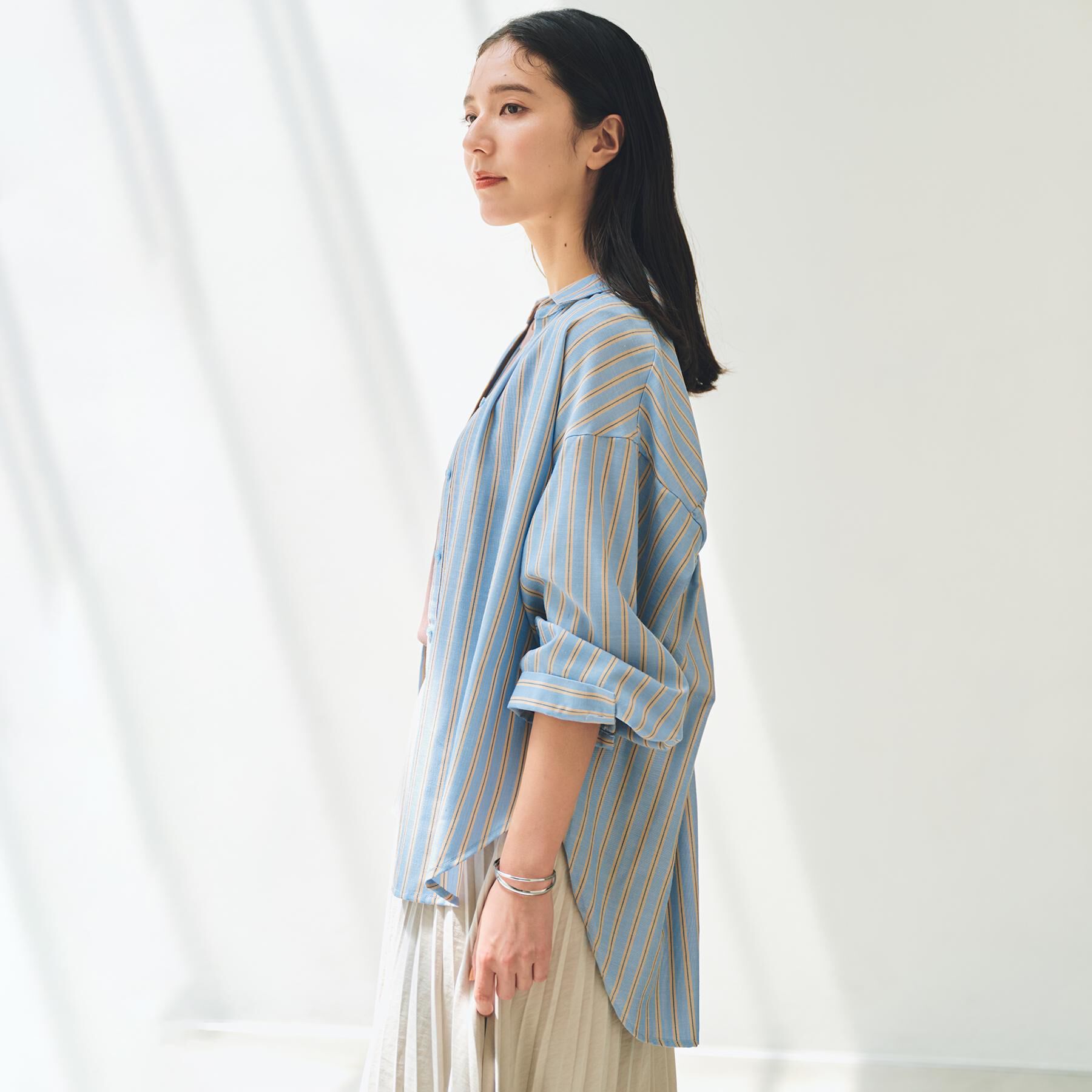 THE SHOP TK「【後ろ姿もサマになる】ストライプ バックシャーリングシャツ/体型カバー/洗える」|シャツ・ブラウス|