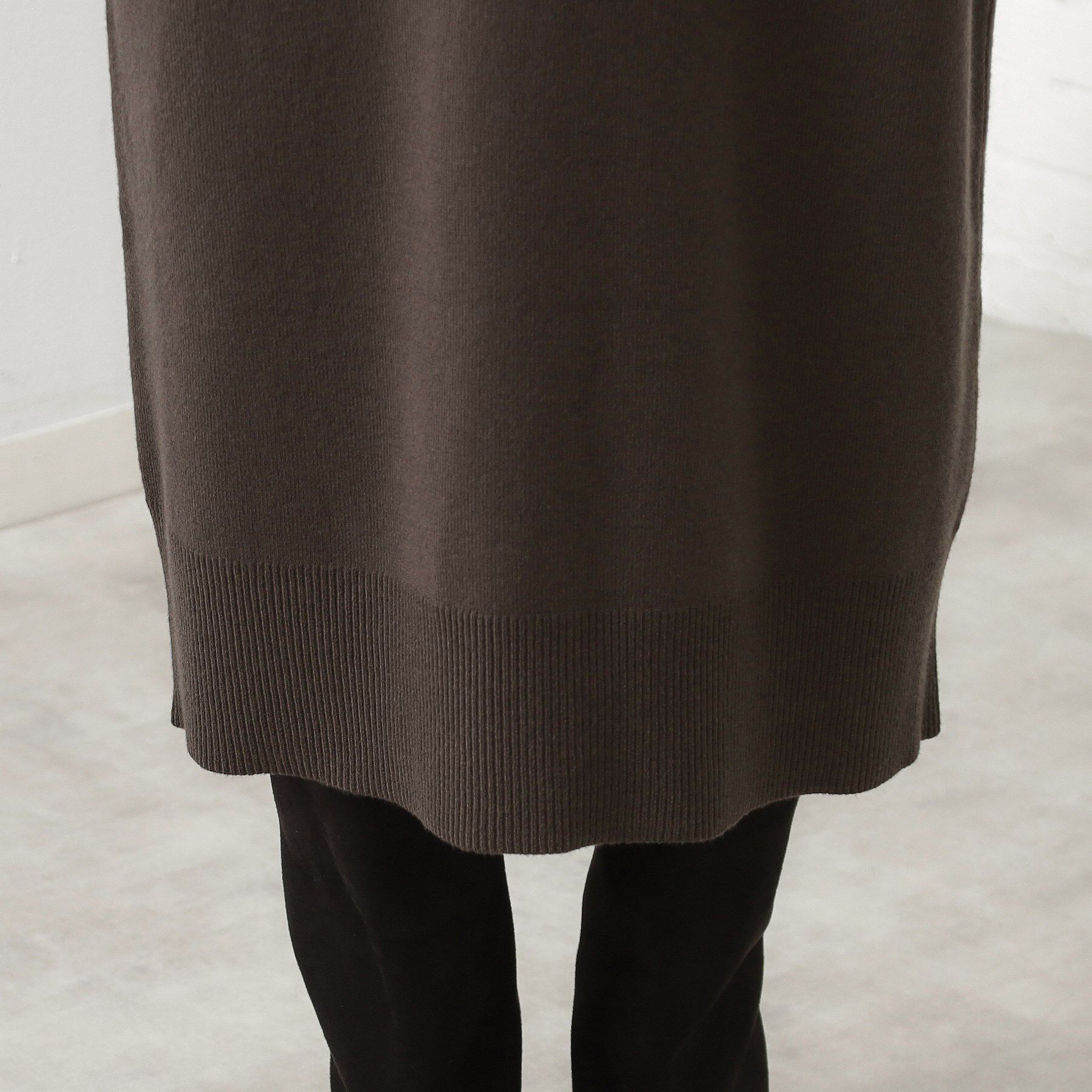 THE SHOP TK「1枚でこなれ見え ハーフZIPワンピース【毛玉になりにくい/静電気防止/洗濯機OK】」|ワンピース|