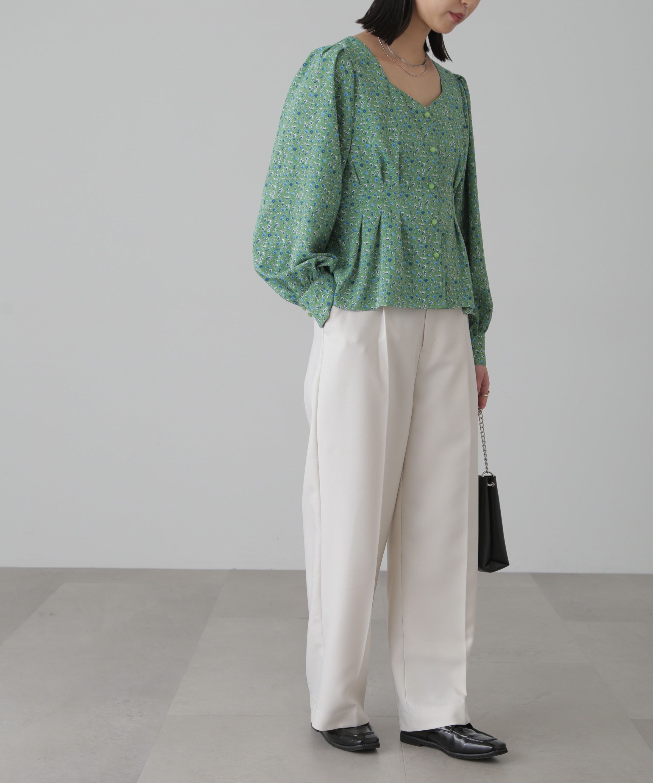  「ウエストタック花柄ブラウス」|シャツ・ブラウス|