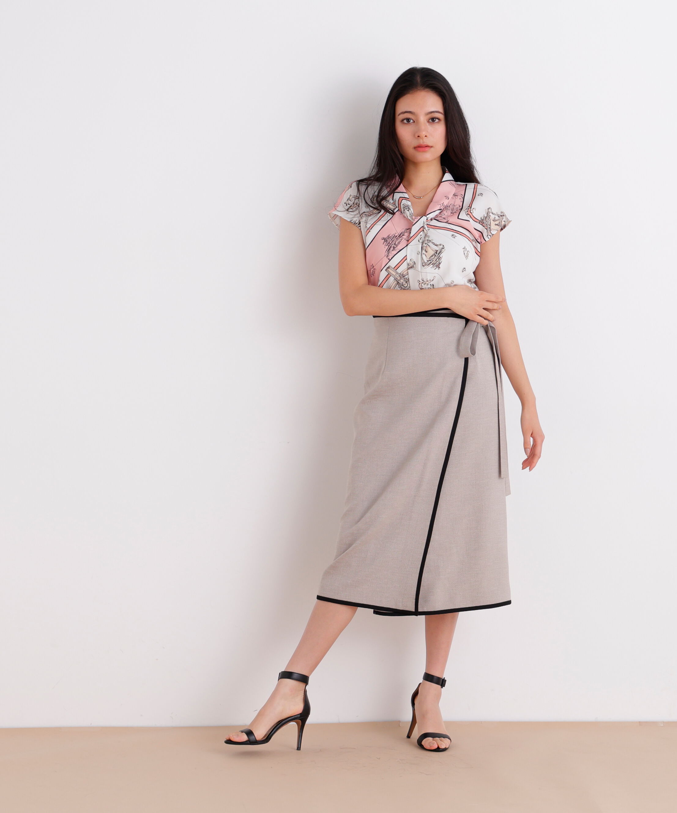  「<追加生産予約>バロックスカーフプリントブラウス」|シャツ・ブラウス|