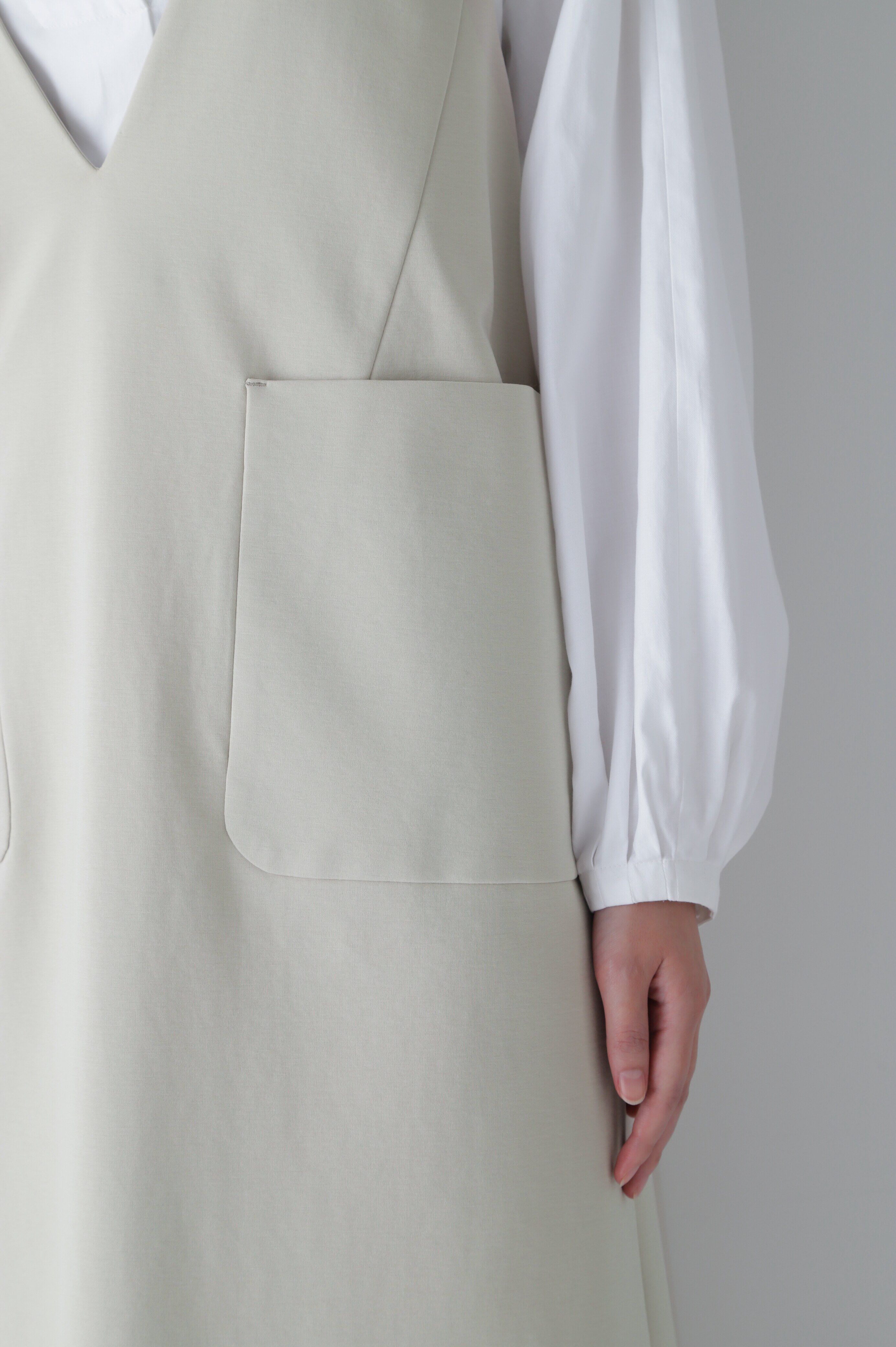  「ストレッチポンチジャンパースカート」|ワンピース|