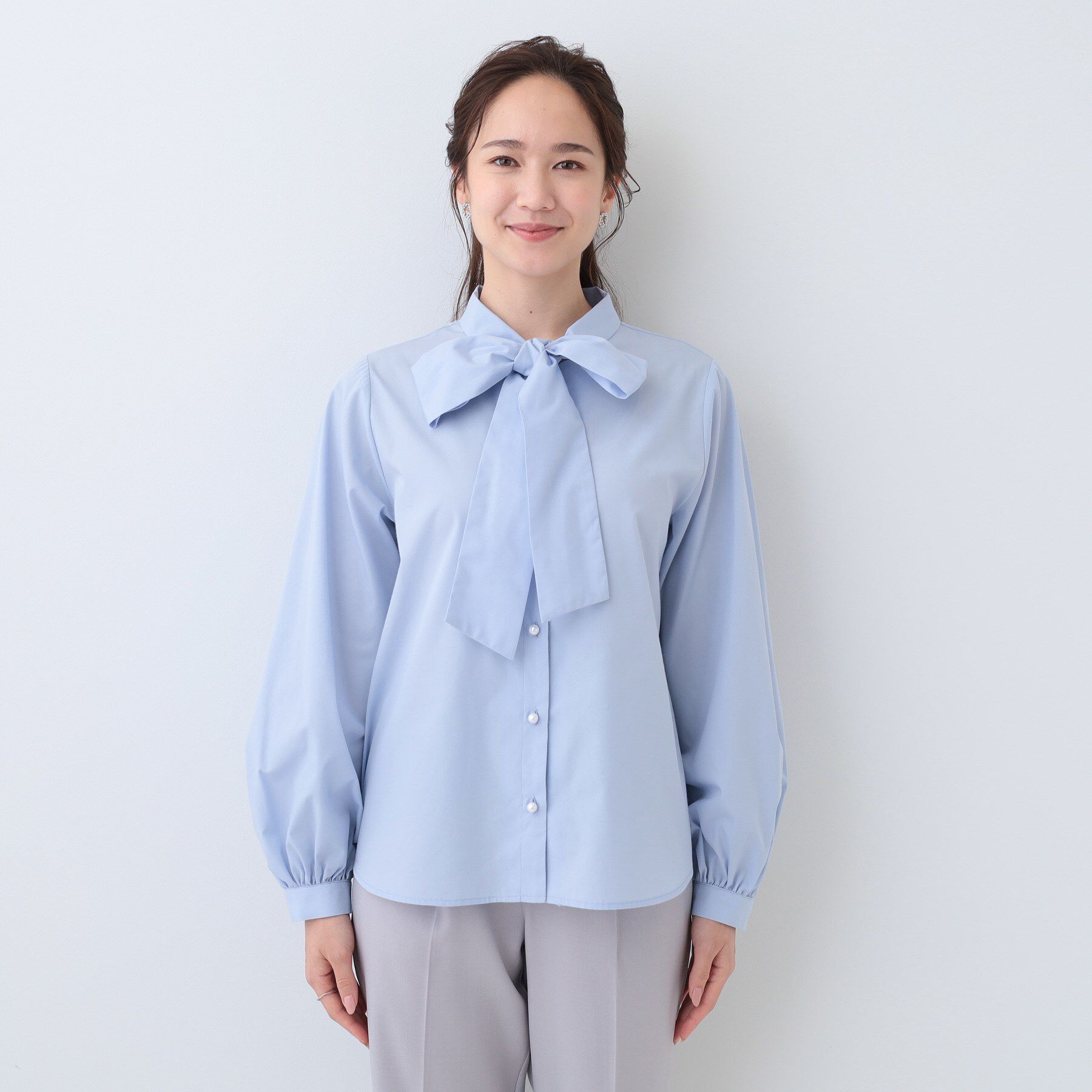 SHOO･LA･RUE「【S-LL】お顔回りを華やかに リボンタイブラウス」|シャツ・ブラウス|