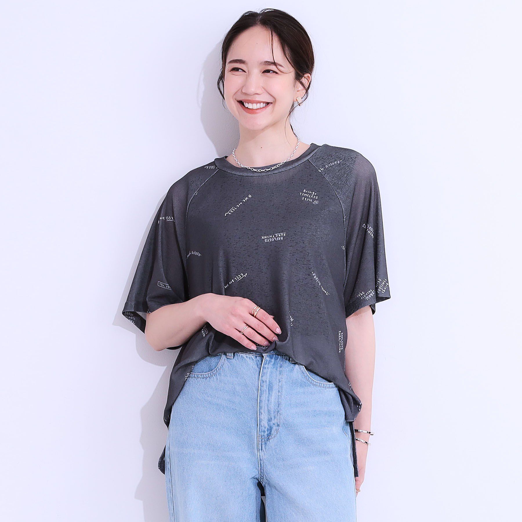 SHOO･LA･RUE「【洗える/S-LL】ゆるっとこなれ見え 総柄プリント シアーTシャツ」|Tシャツ・カットソー|