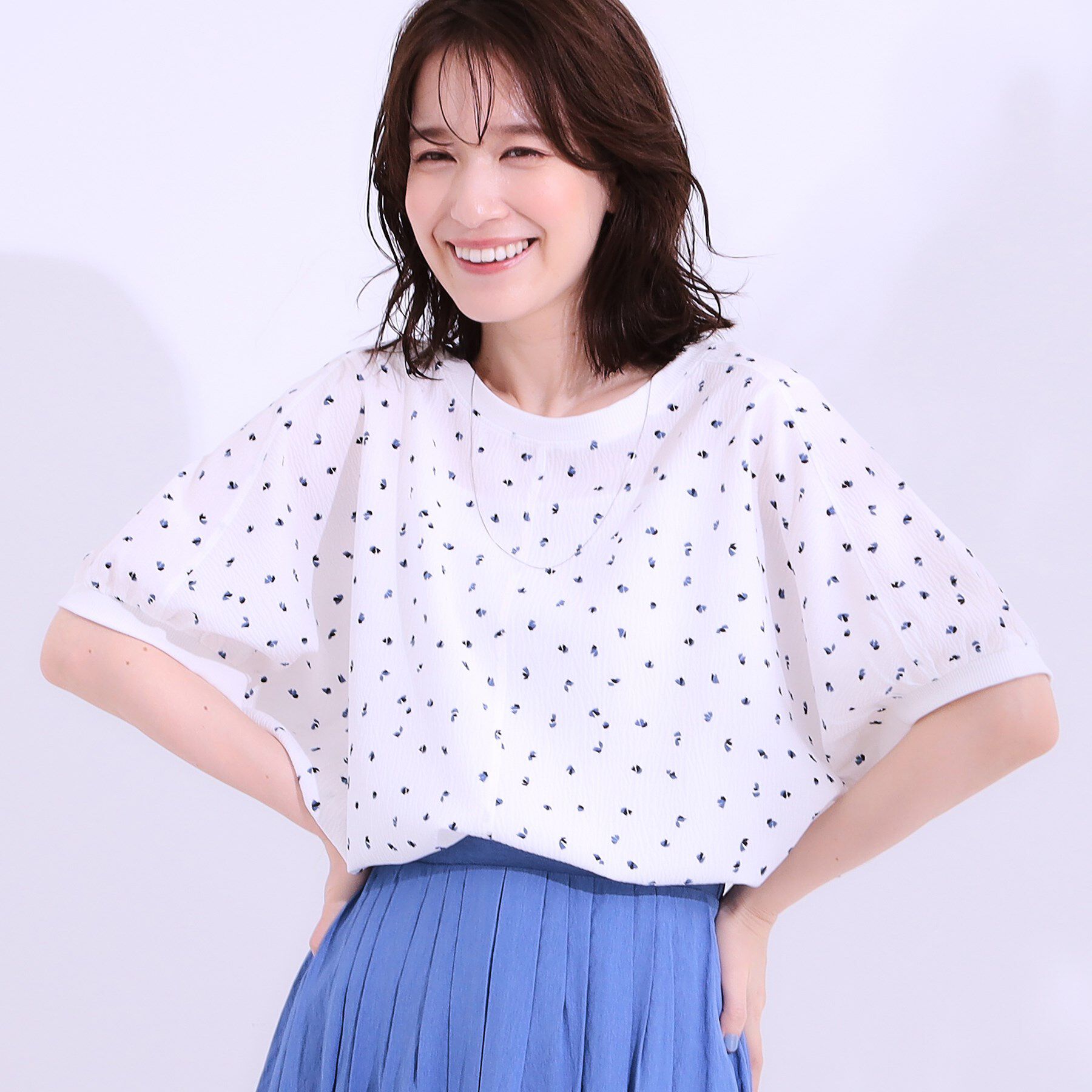 SHOO･LA･RUE「【洗える/前後2WAY】涼しく軽やかな アソートドルマンブラウス」|シャツ・ブラウス|オフホワイト(103