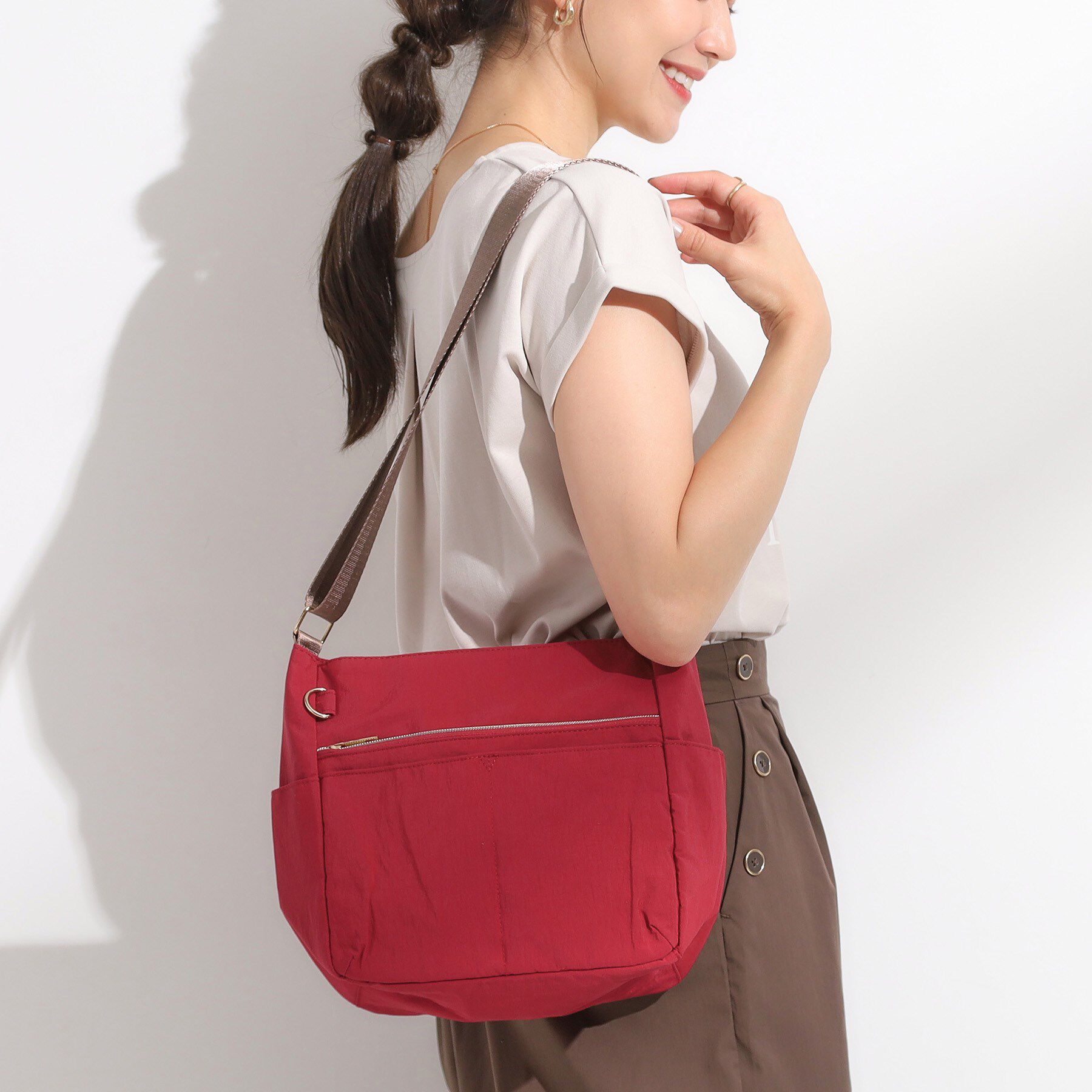 SHOO･LA･RUE「【撥水】10ポケットショルダーバッグ」|ショルダー・メッセンジャー|