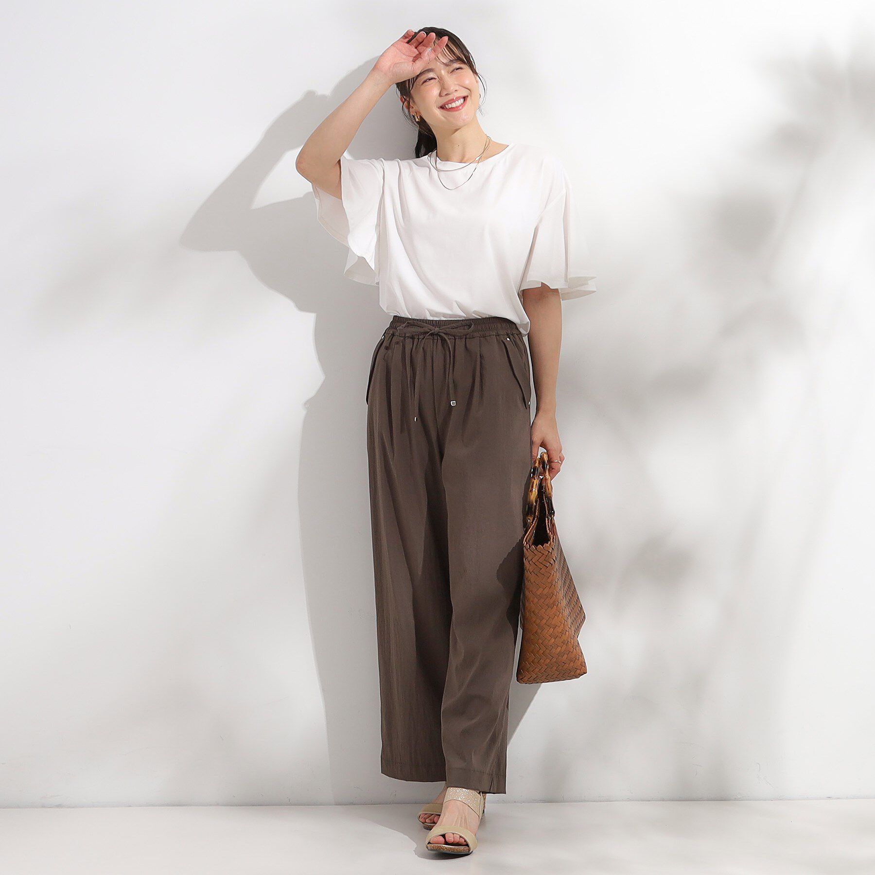 SHOO･LA･RUE「【S-LL/ひんやり/二の腕カバー】華やかさをプラスする お袖フリルTシャツ」|Tシャツ・カットソー|