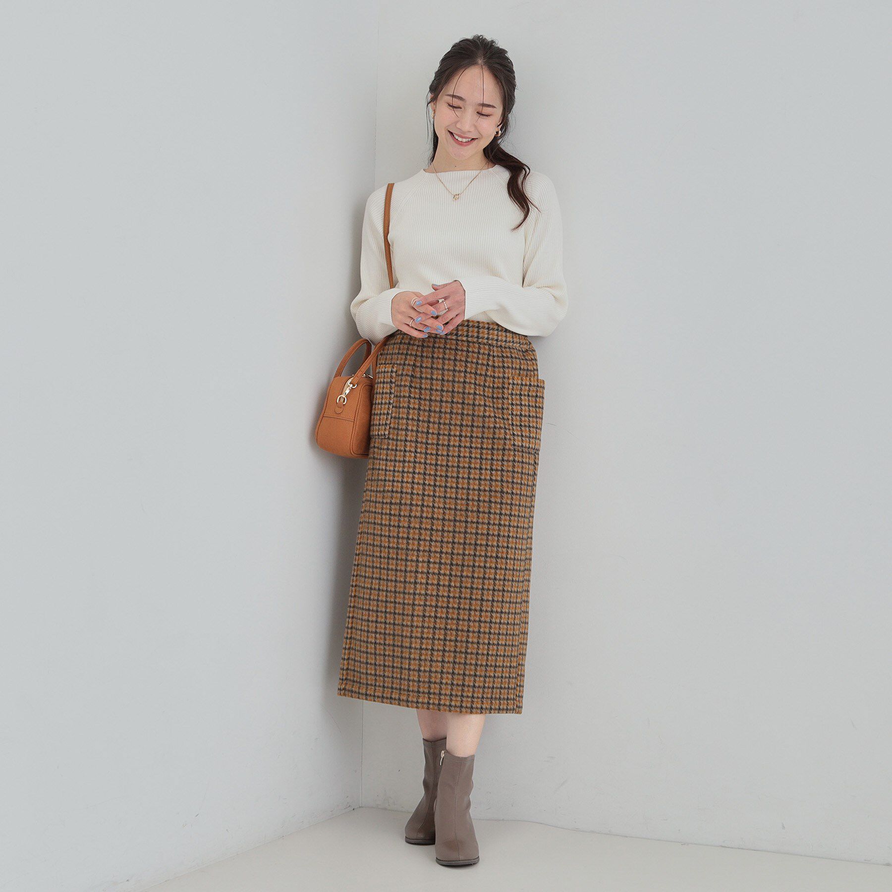 SHOO･LA･RUE「【絶妙なゆるピタ/洗濯機可】ちくちくしにくい リブハイネックやわらかニット」|ニット・セーター|