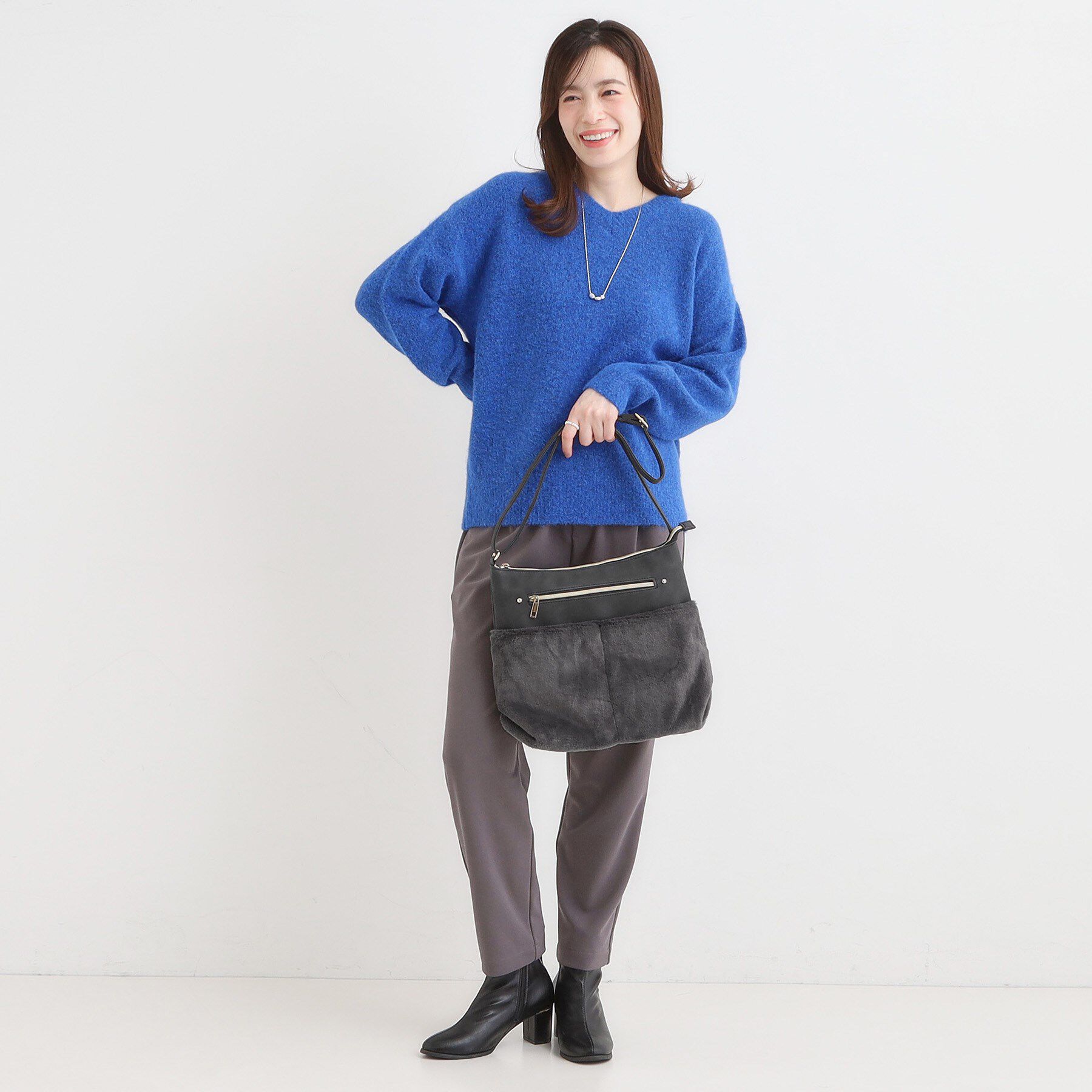 SHOO･LA･RUE「ポケットフェイクファーショルダーバッグ」|ショルダー・メッセンジャー|