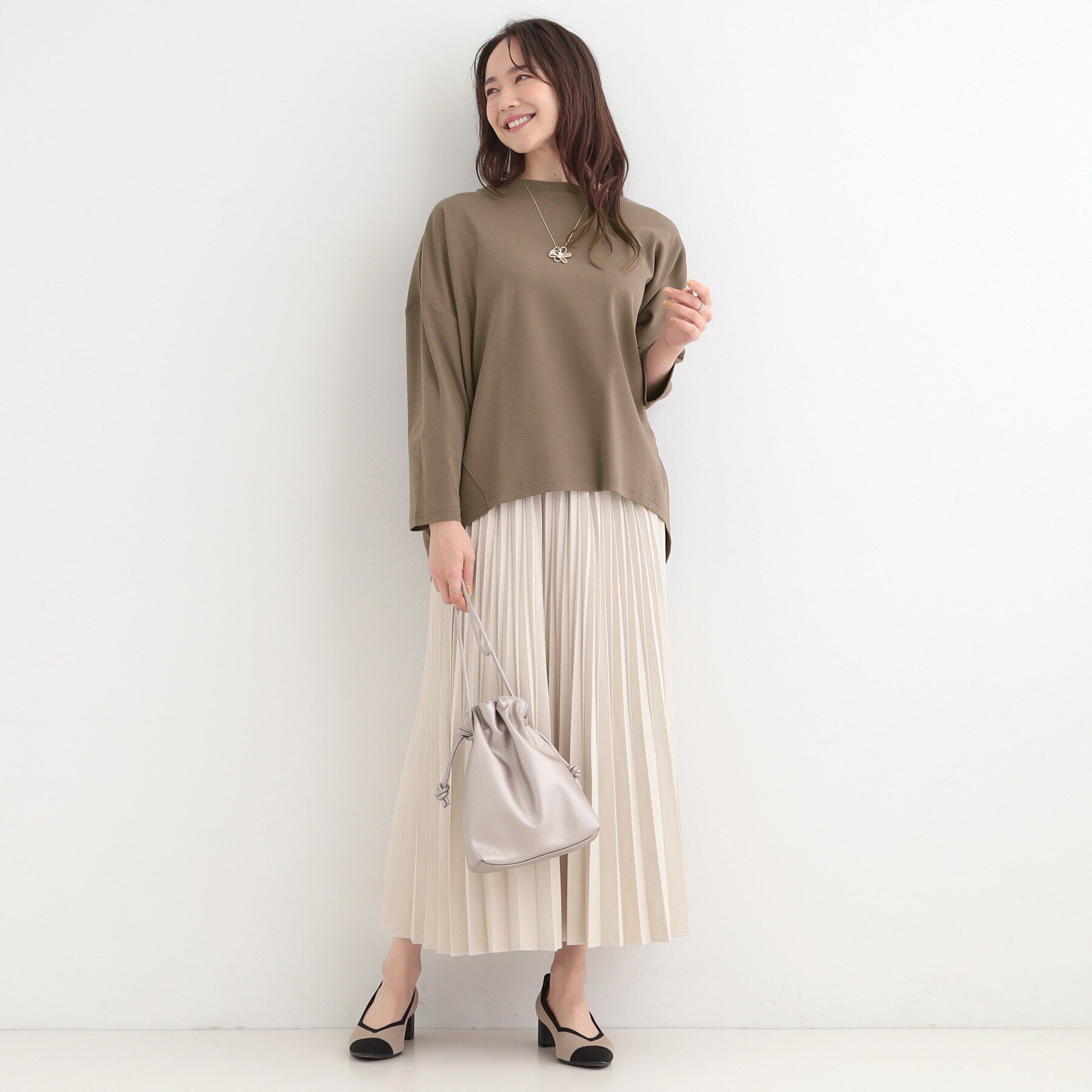 SHOO･LA･RUE「【洗濯機可/UV/綿100％】体型カバーが叶う 七分袖ゆるトップス」|Tシャツ・カットソー|