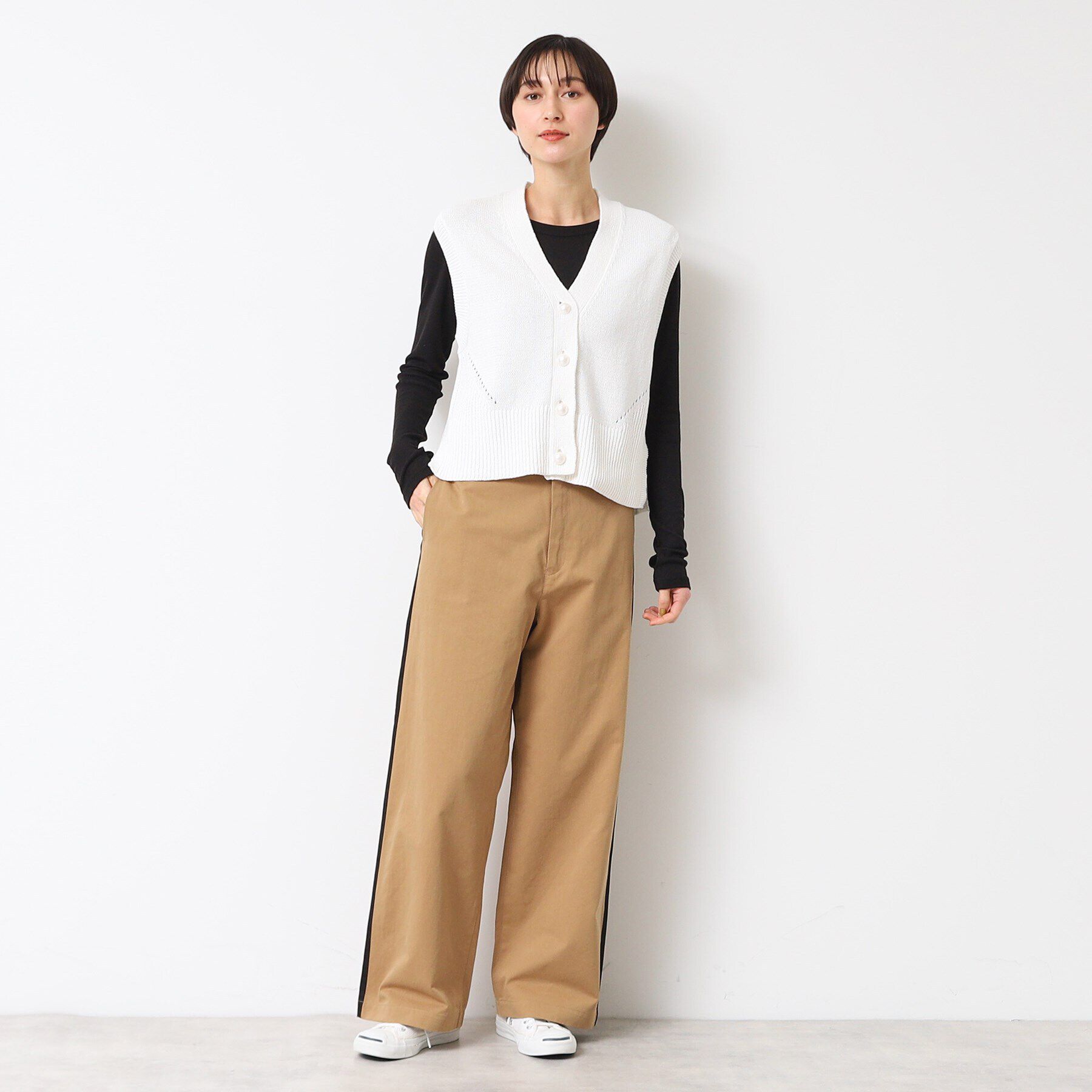Dessin「【洗える】パール調ボタン付きニットジレ」|ベスト・ジレ|