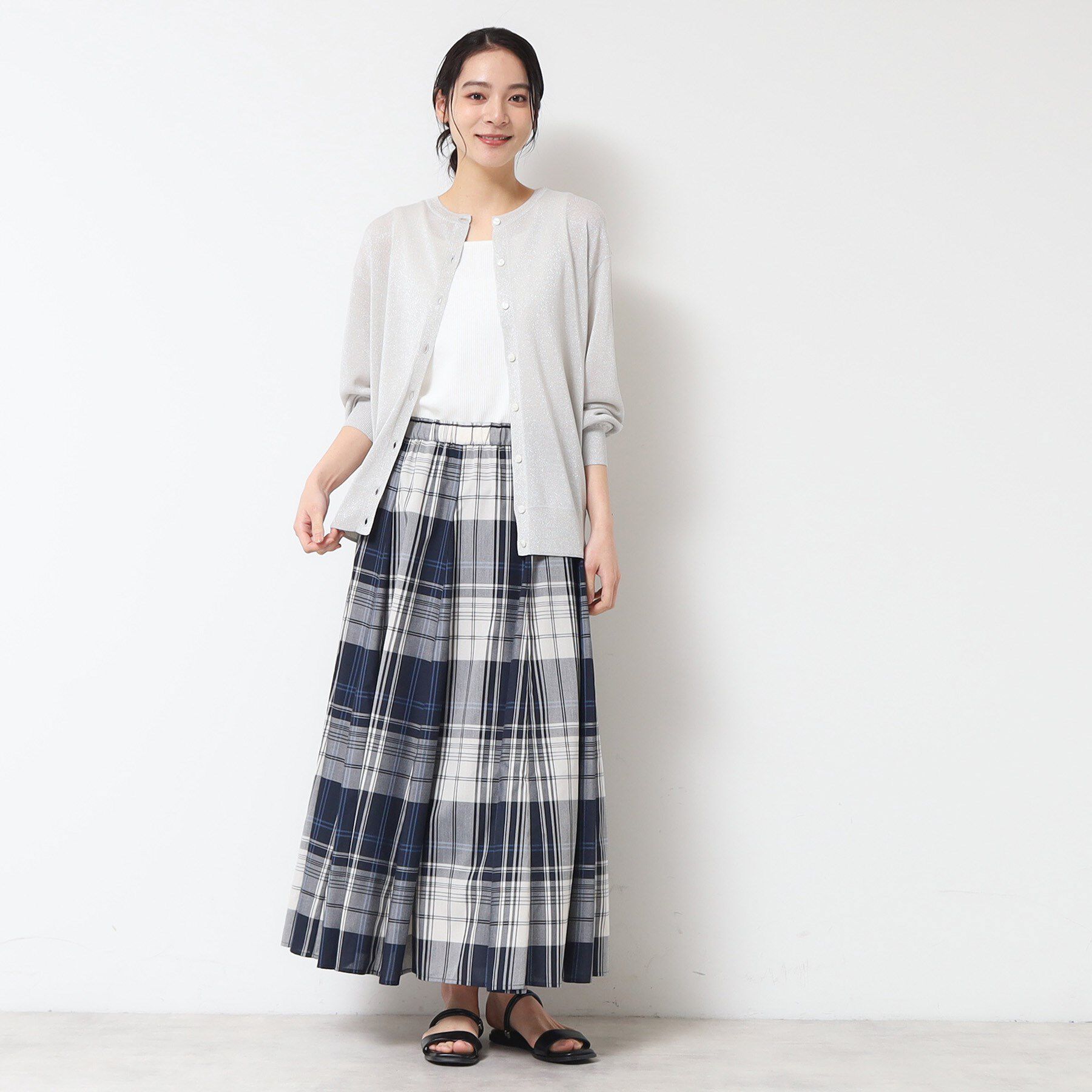 Dessin「【洗える】クルーネックミドル丈ラメカーディガン（S～L）」|カーディガン|