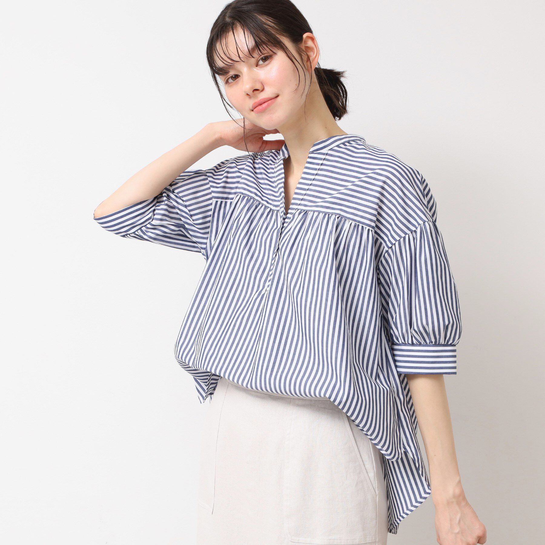 Dessin「【洗える・4サイズ展開】フロントスリット五分袖ブラウス（XS～L）」|シャツ・ブラウス|