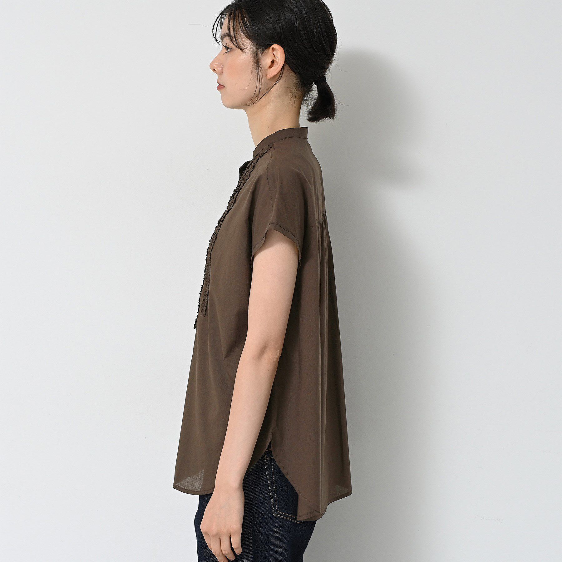 Dessin「【洗える】スタンドカラーフリルブラウス」|シャツ・ブラウス|