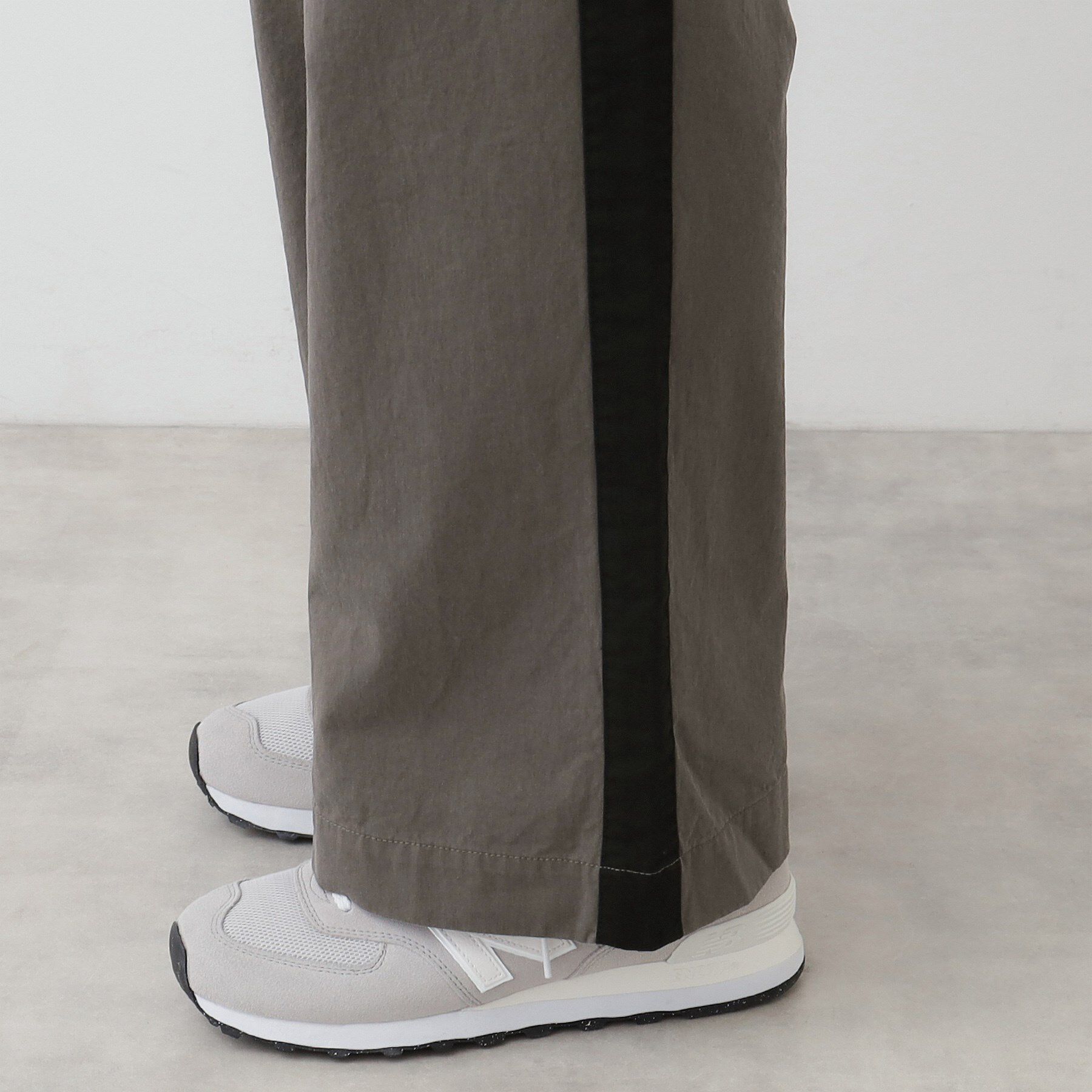 Dessin「【洗える】コットンツイルサイドライン入りパンツ」|その他|