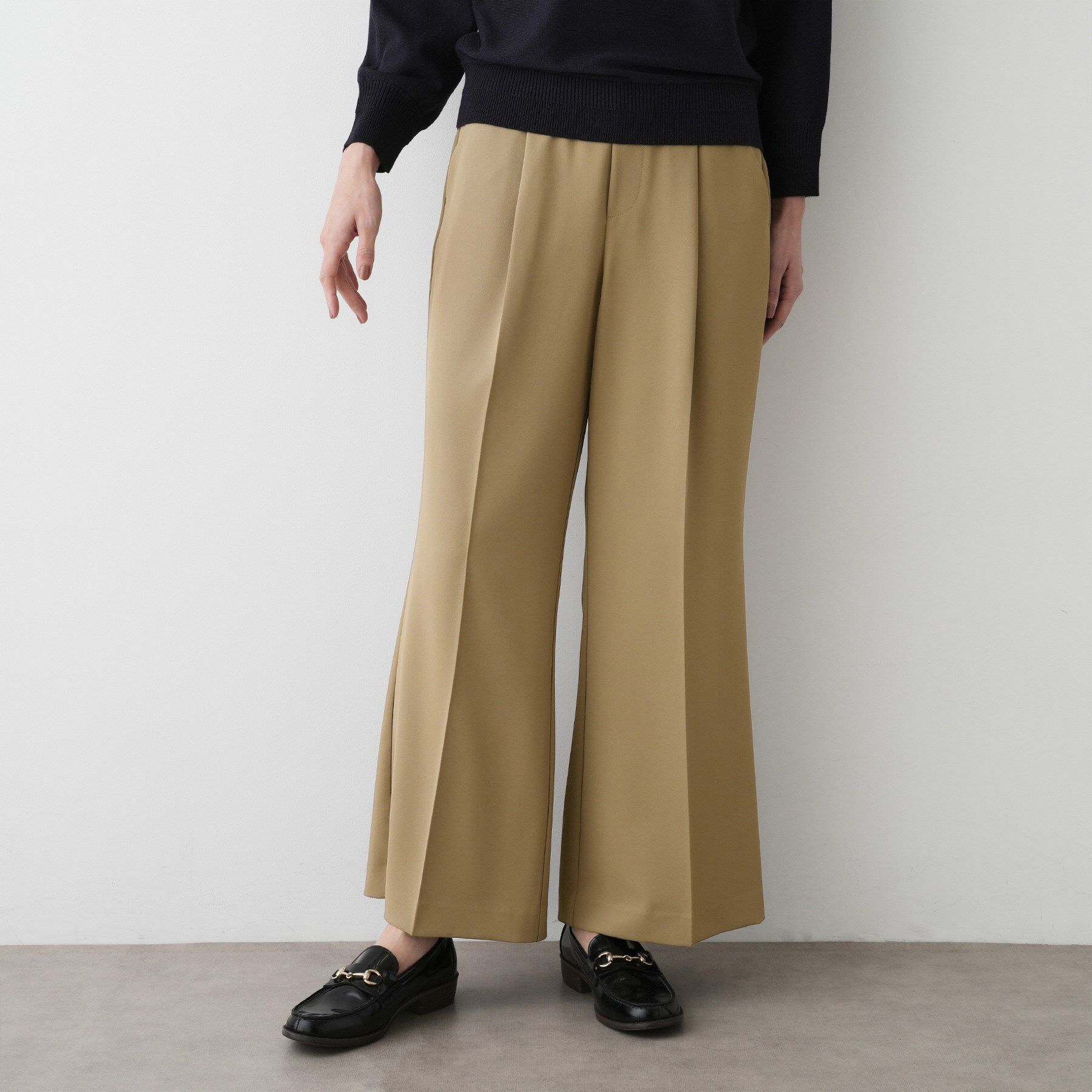 Dessin「【洗える】マットドレープニーハイフレアパンツ」|その他|