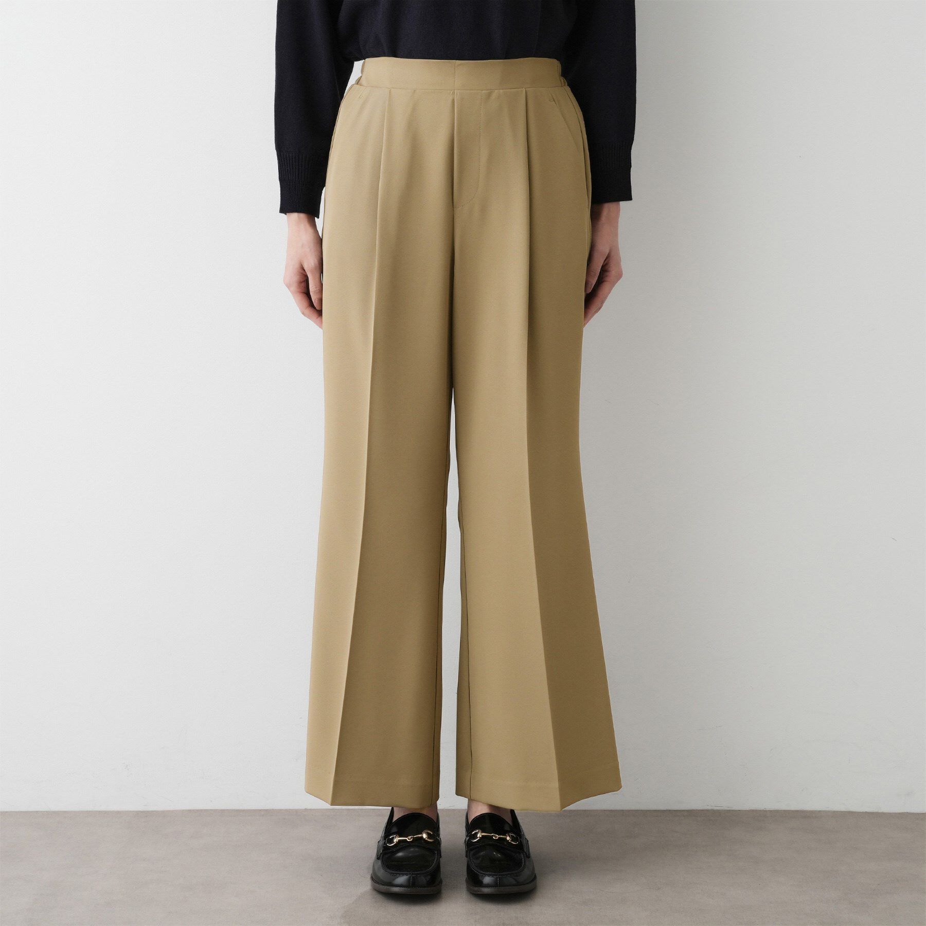 Dessin「【洗える】マットドレープニーハイフレアパンツ」|その他|