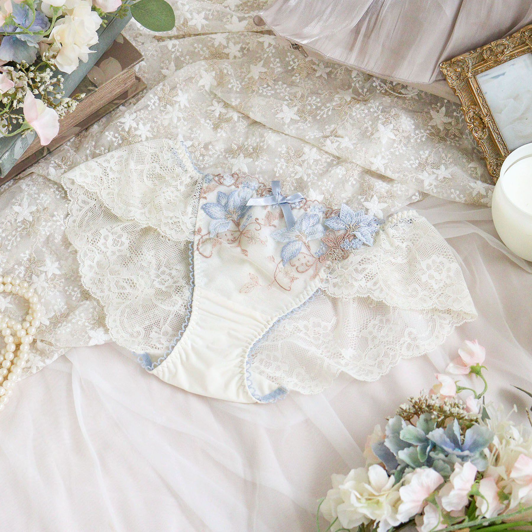 Risa Magli「フルーリ レースショーツ」|インナー|クリーム(054)