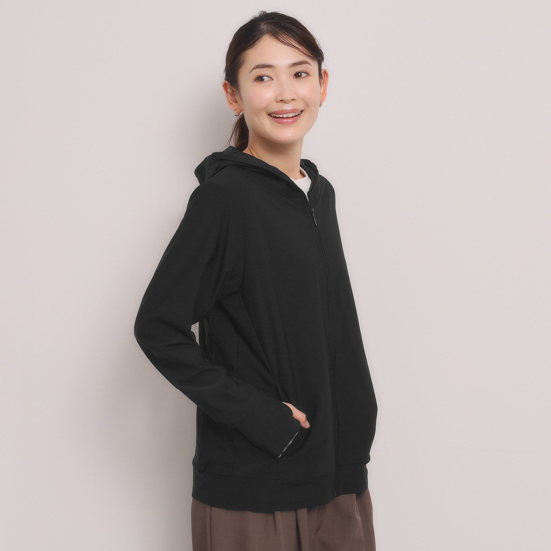 ITS&rsquo;DEMO「【遮熱／UVケア／接触冷感／吸水速乾】本気のUV対策多機能パーカー」|パーカー|