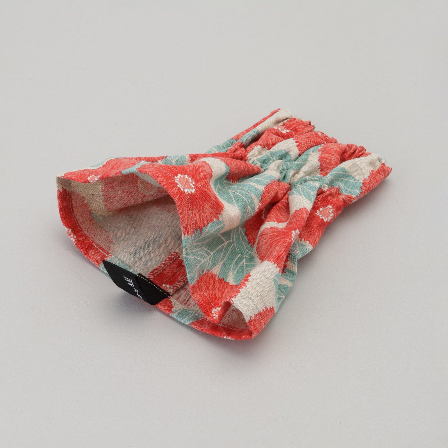 212 KITCHEN STORE「マルチアームカバー デイジー レッド」|食器・キッチングッズ|