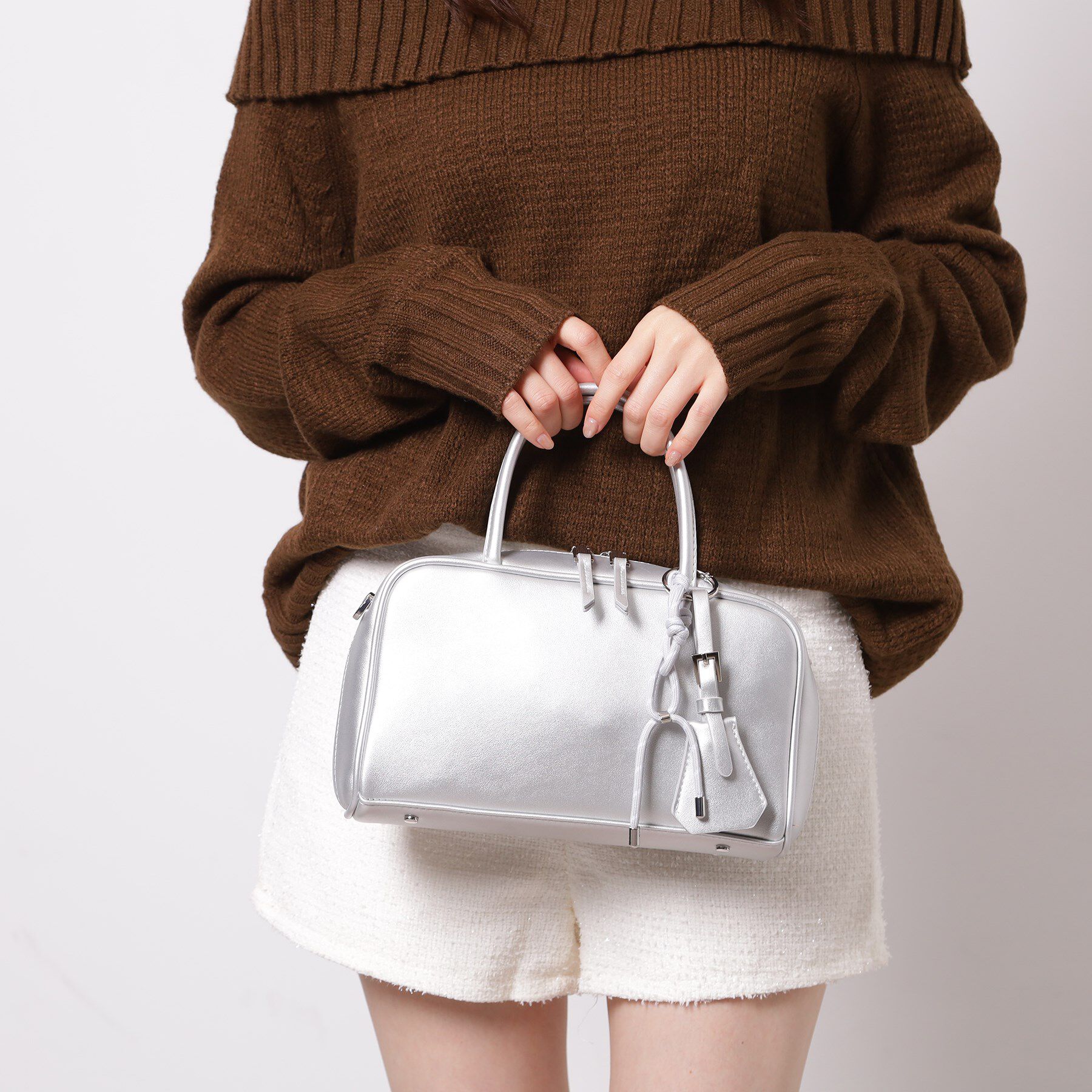 ESPERANZA「チャーム付横長ボストンバッグ」|ボストンバッグ|シルバー(006)