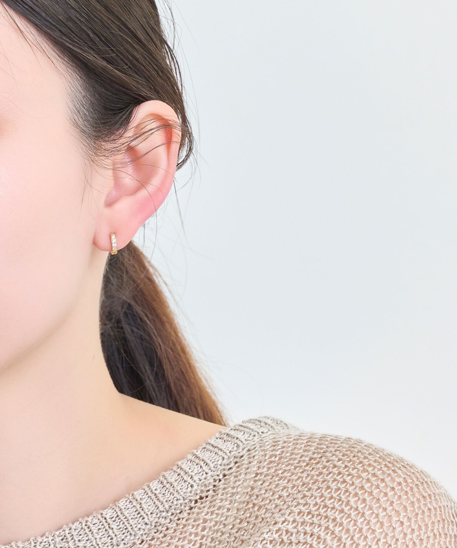 Phoebe「【数量限定】クロスネックレス&ビジューフープピアスセット/BOX&ショッパー付き」|ネックレス|