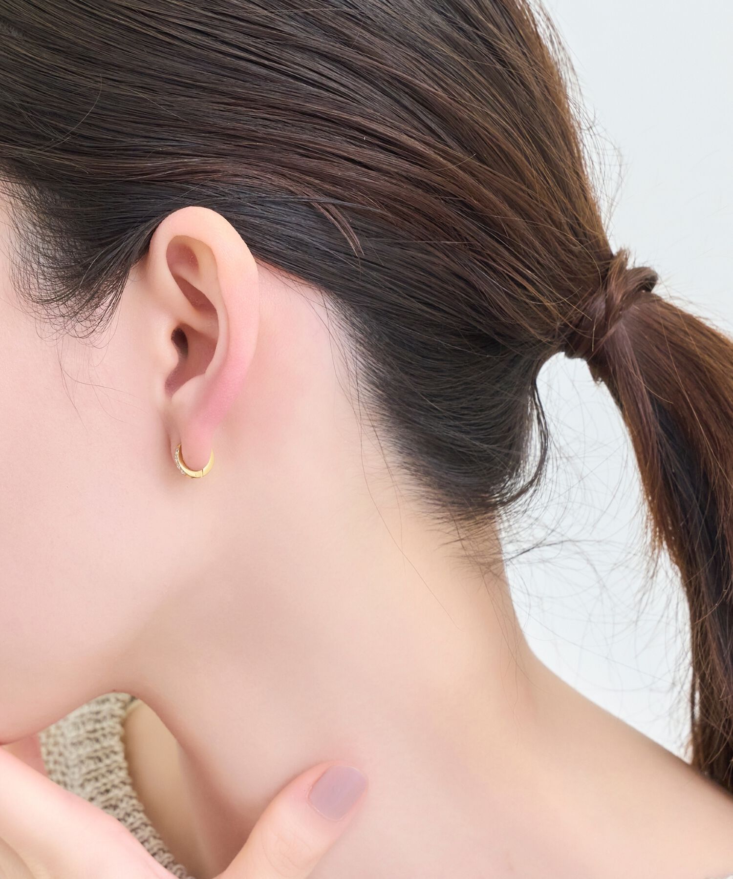 Phoebe「【数量限定】クロスネックレス&ビジューフープピアスセット/BOX&ショッパー付き」|ネックレス|