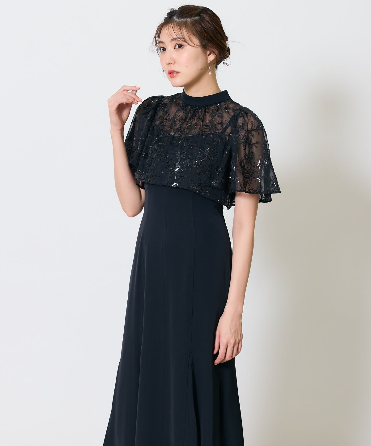 アンドクチュール「スパンコールケープマーメイドドレス」|ドレス|