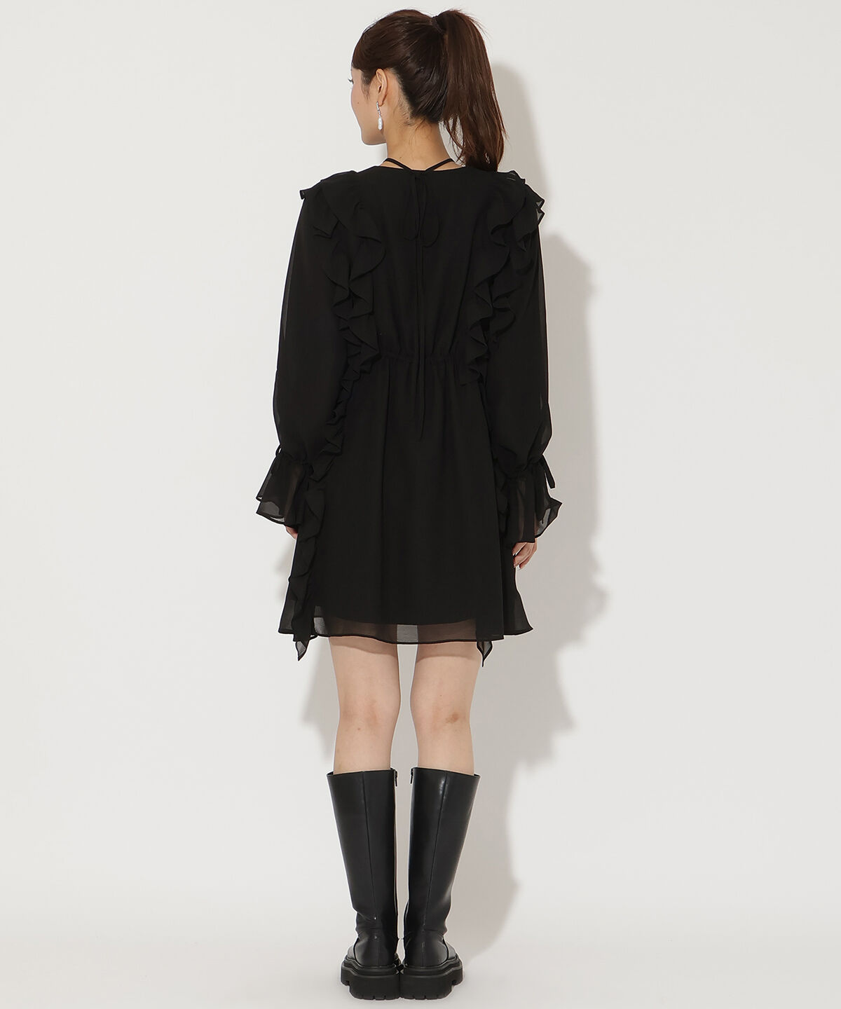 アンドクチュール「ラッフルフリルチョーカーミニワンピース」|ワンピース|