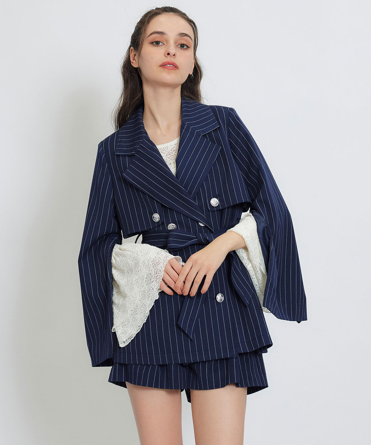 REDYAZEL「ボリュームスリーブシアーレースブラウス&times;ベーシックキャミソール」|Tシャツ・カットソー|