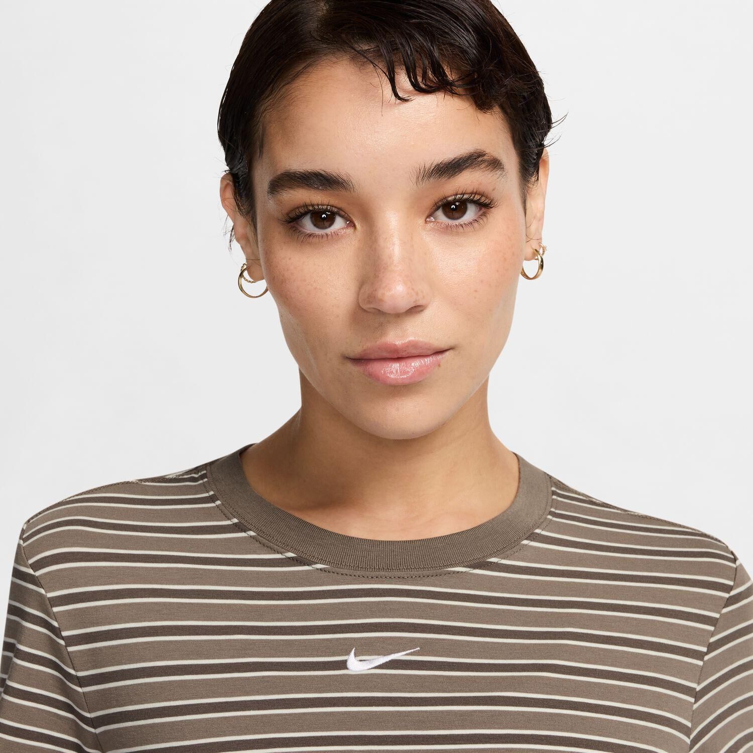 NIKE「【NIKE ｳｪｱ】W CHLL KNT TEE PNX」|Tシャツ・カットソー|