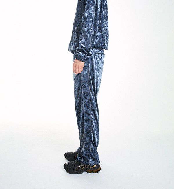 SHIPS「City Ambient Products: クラッシュ ベロア トラックパンツ（セットアップ対応）」|チノ|