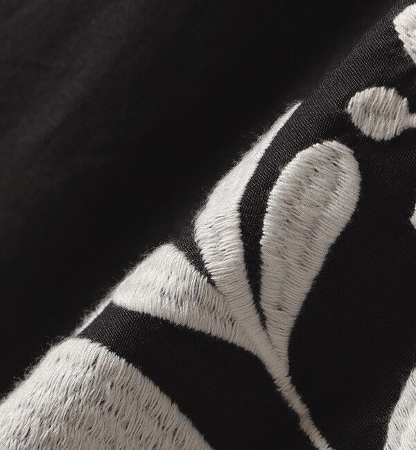 quaranciel「quaranciel:〈洗濯機可能〉エンブロイダリー スクエアネック ブラウス」|シャツ・ブラウス|