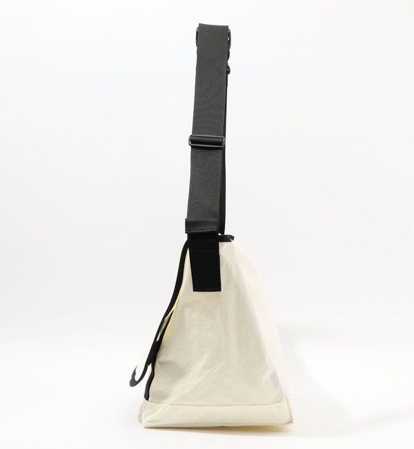 TOMORROWLAND GOODS「TEMBEA MESSENGER バッグ」|ショルダー・メッセンジャー|