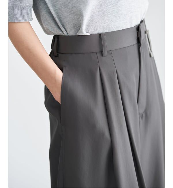 IENA「《洗濯機洗い可》UVカット/接触冷感 ツイルコクーンスラックス」|スラックス|