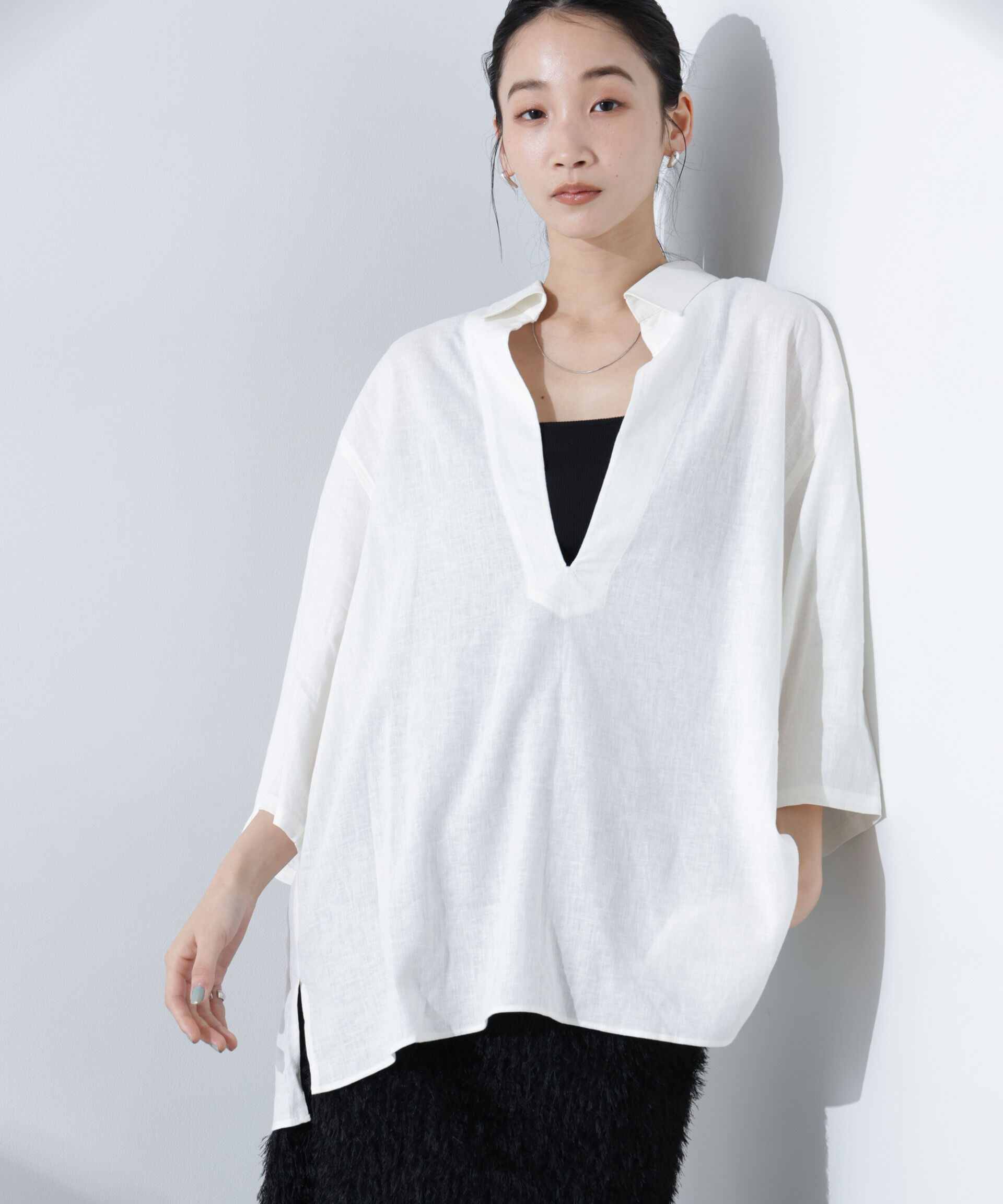 nano･universe「Anti Smell Linen プルオーバーVネックシャツ」|シャツ・ブラウス|