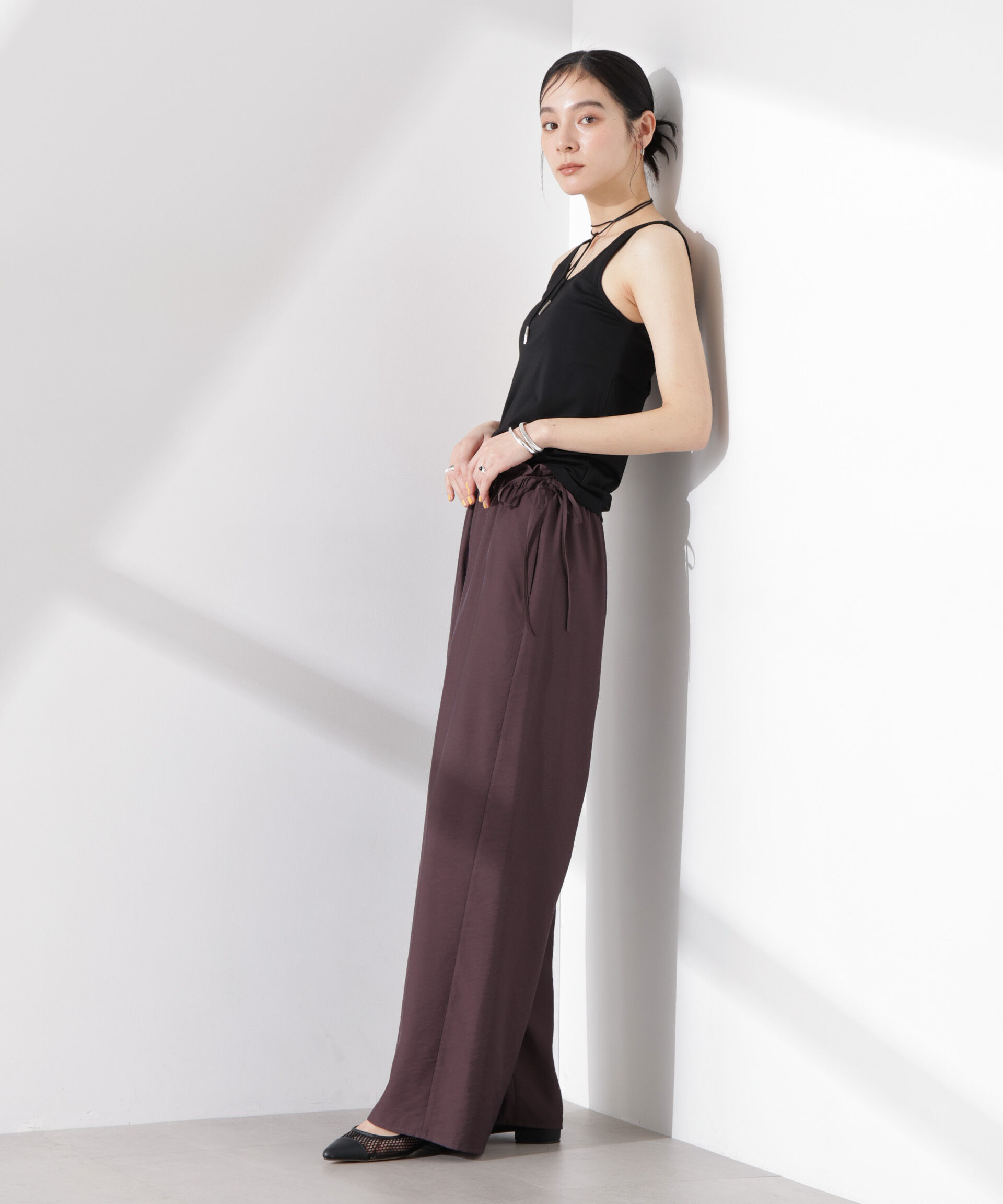 nano･universe「フリルワイドイージーパンツ（セットアップ可）」|チノ|