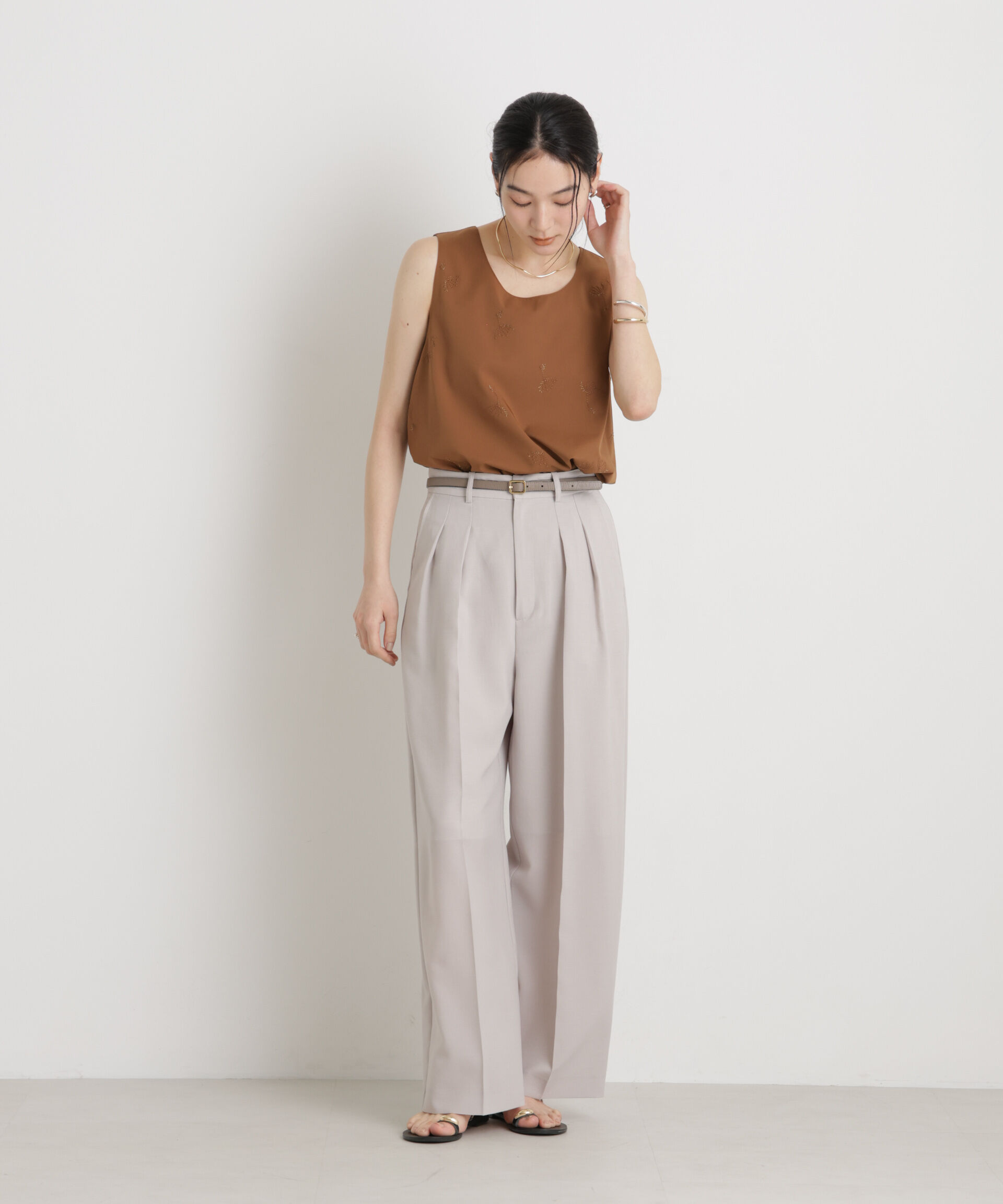 nano･universe「刺繍ツイルタンクブラウス(セットアップ可)」|シャツ・ブラウス|