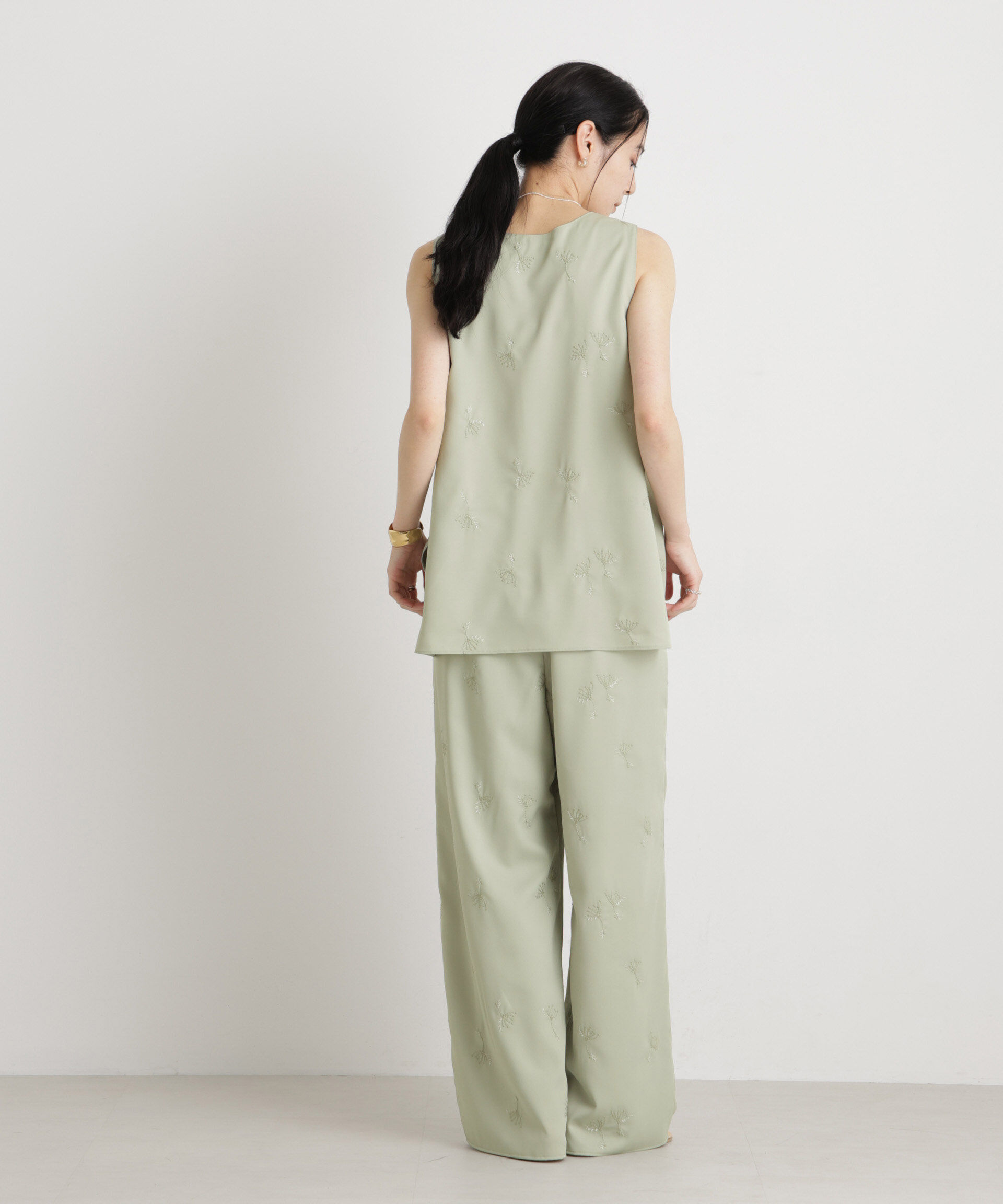 nano･universe「刺繍ツイルタンクブラウス(セットアップ可)」|シャツ・ブラウス|