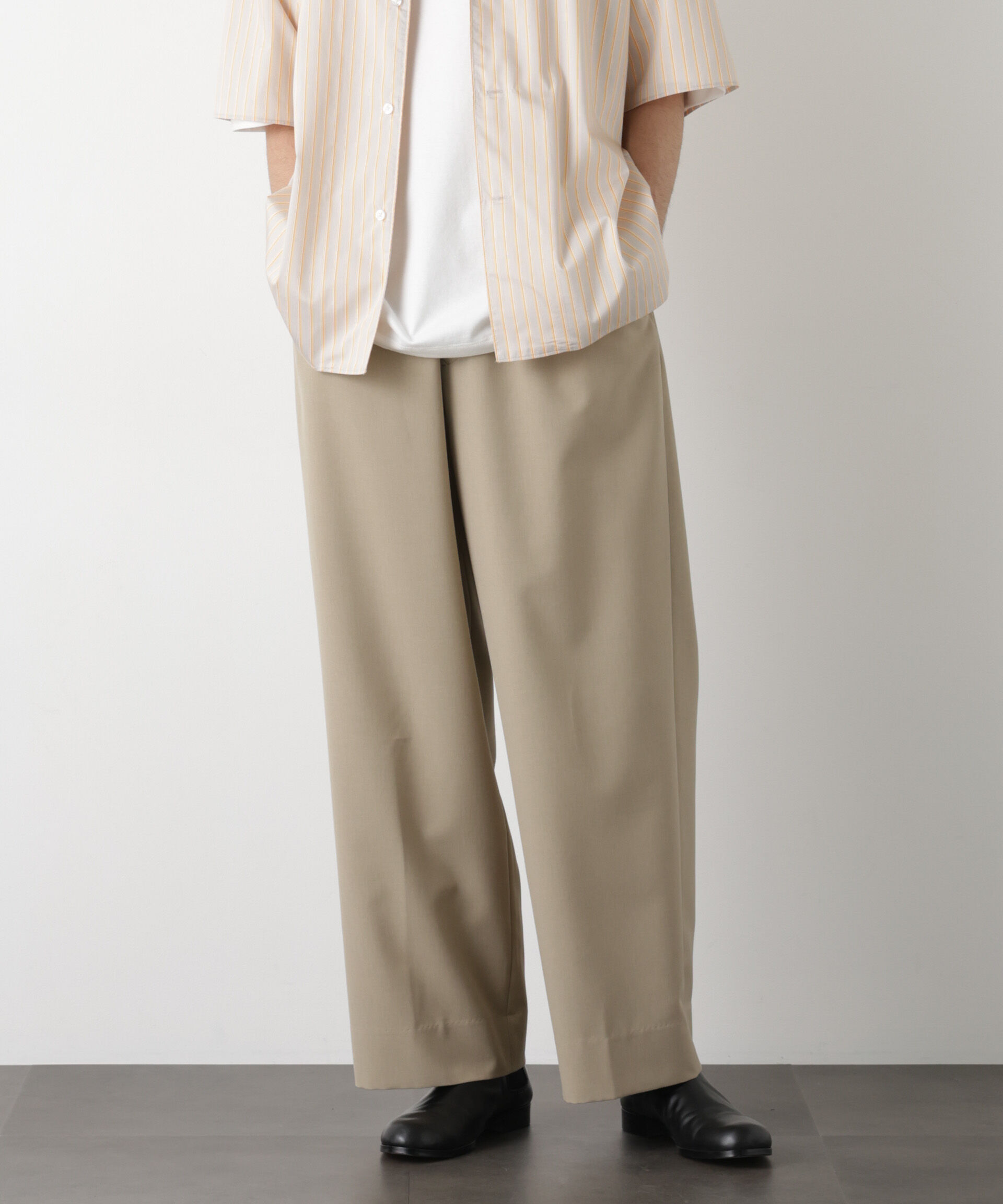 nano･universe「｢OtoNANO｣大人のワイドパンツ Reflax(R) ECOウエザークロスパンツ」|チノ|ベージュ