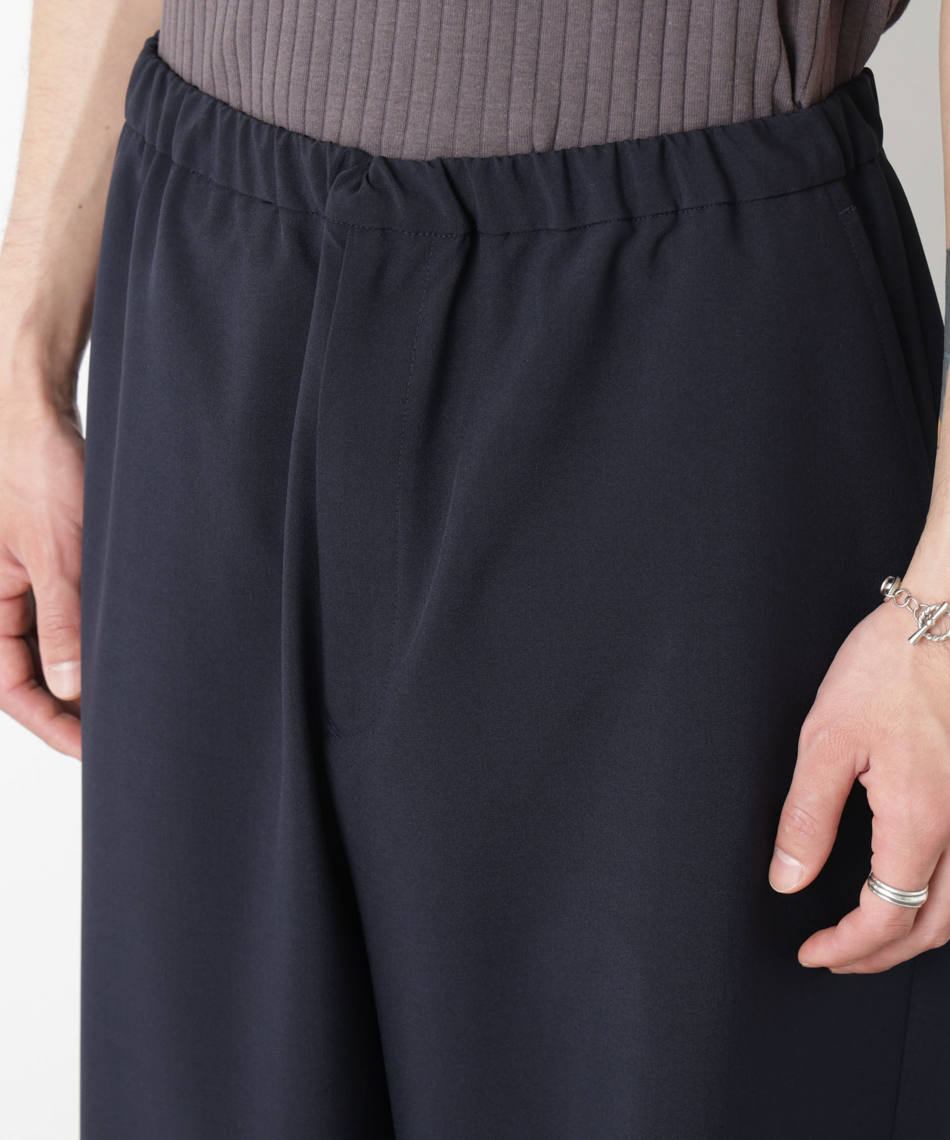 nano･universe「｢OtoNANO｣大人のワイドパンツ Reflax(R) ECOウエザークロスパンツ」|チノ|