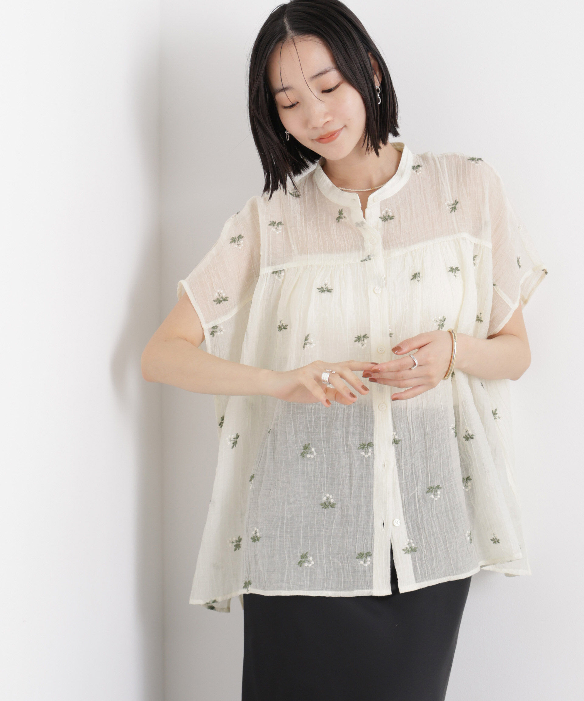 nano･universe「小花柄エンブロイダリーシアーワイドブラウス」|シャツ・ブラウス|