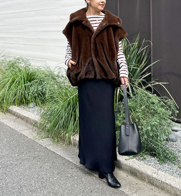 Rie Miller「エコファー衿付ベスト」|ブルゾン・スタジャン|