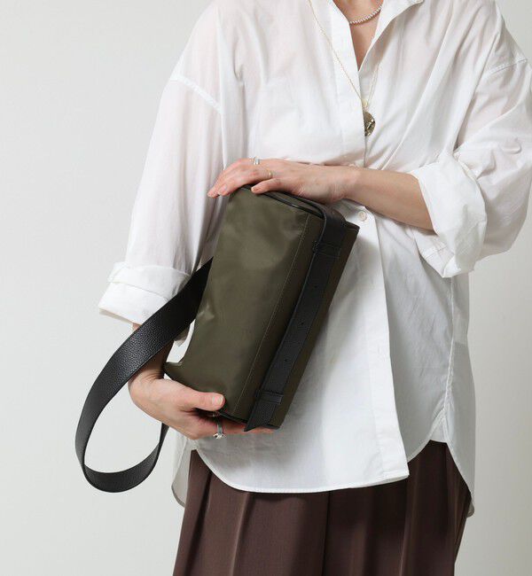 NOLLEY'S「ナイロンスクエアショルダーバッグ」|ショルダー・メッセンジャー|グリーン