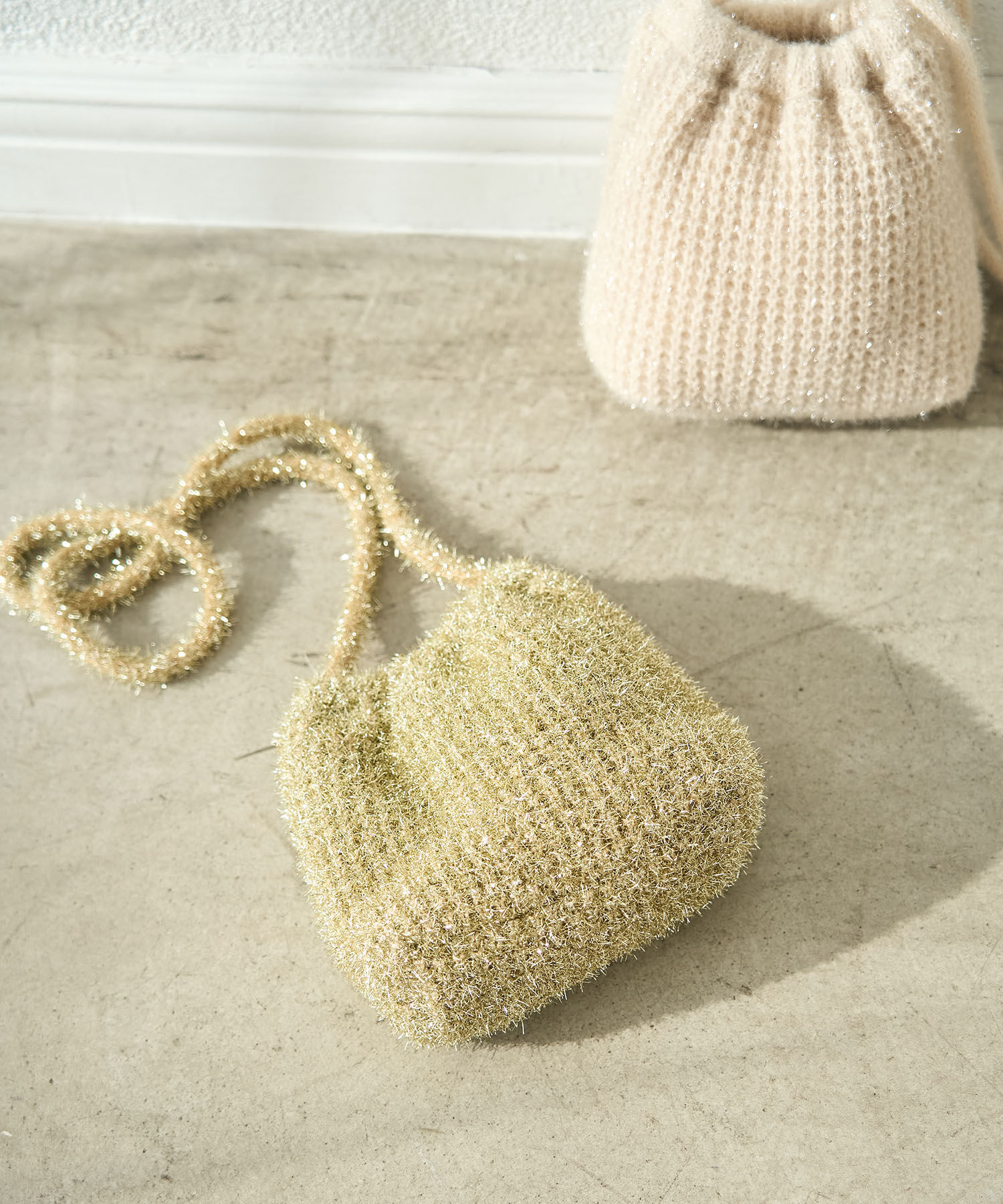 ROPE PICNIC PASSAGE「キラキラニットショルダーバッグ」|ショルダー・メッセンジャー|ゴールド(90)