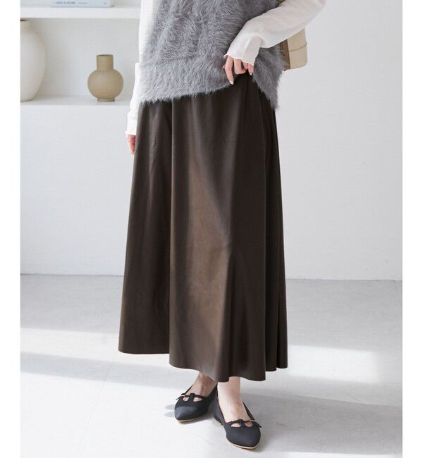 Rope&rsquo;Picnic「シンセティックレザーフレアロングスカート」|スカート|ブラウン(20)