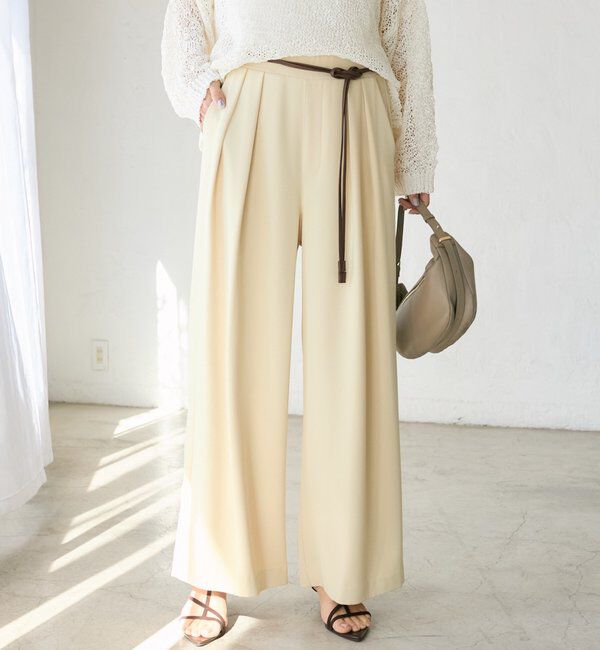  「【ウォッシャブル】【シーズンレスで使える】タックワイドスラックス」|チノ|